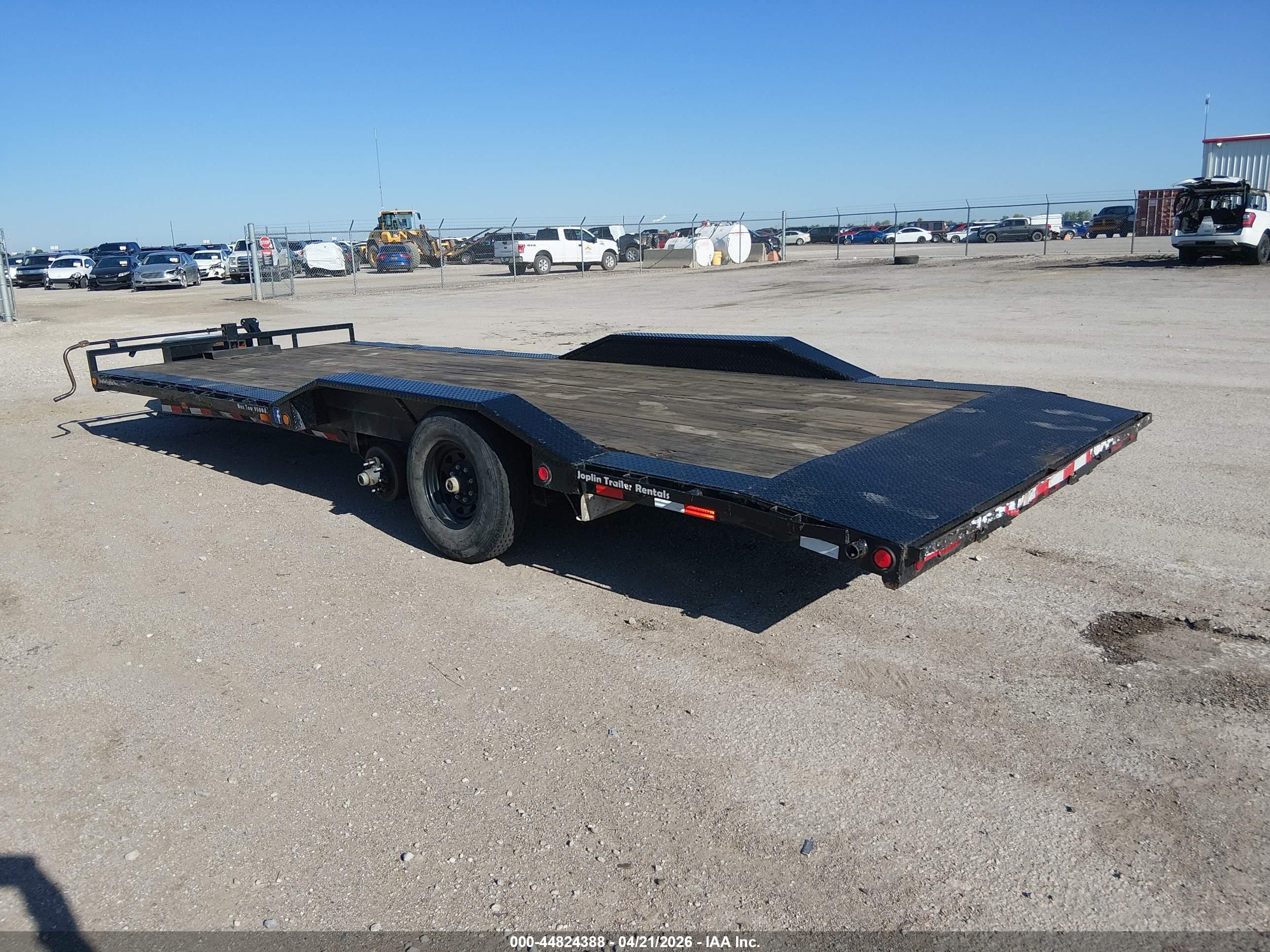 PJ TRAILERS image 3
