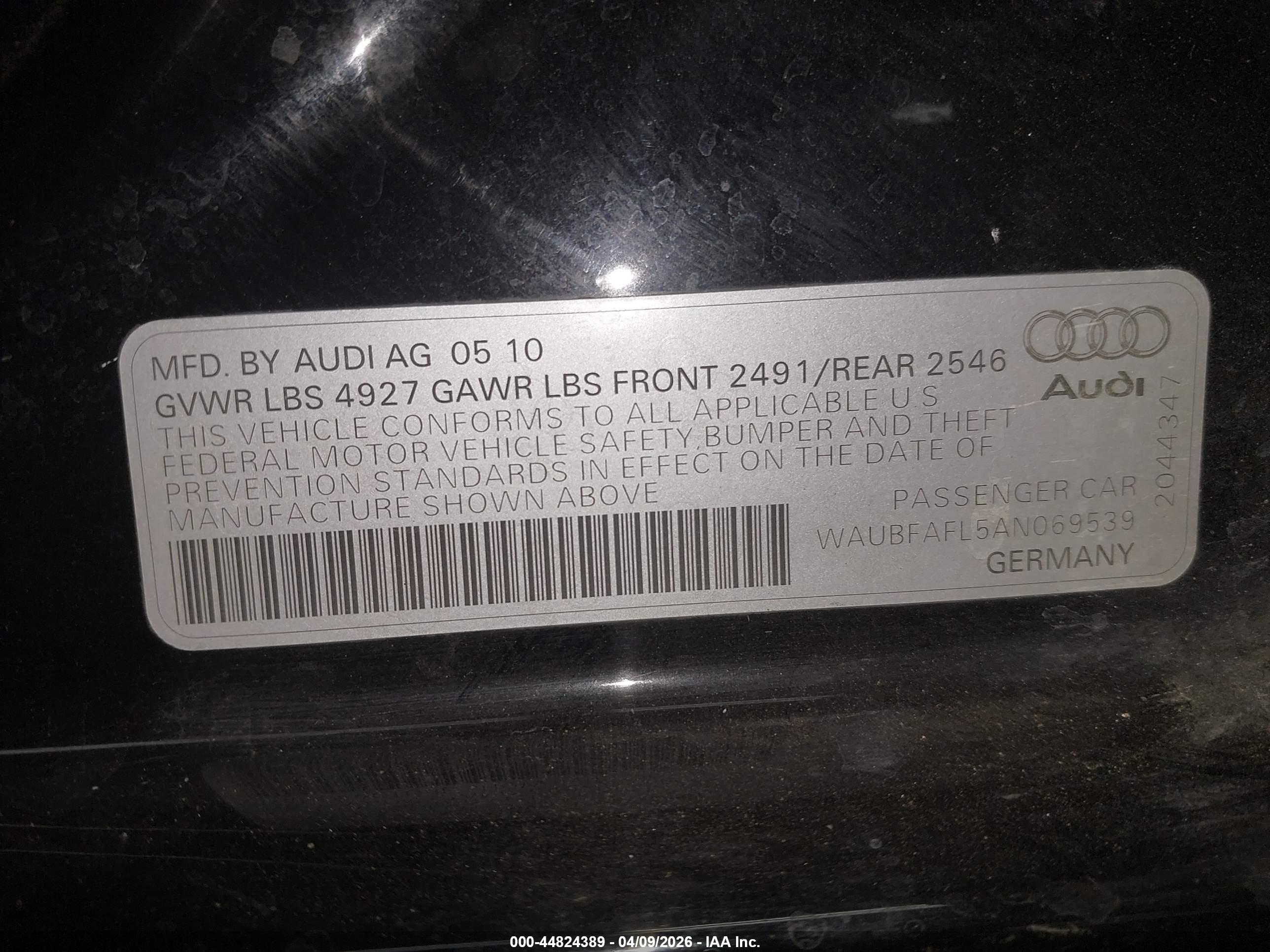 AUDI A4 image 9