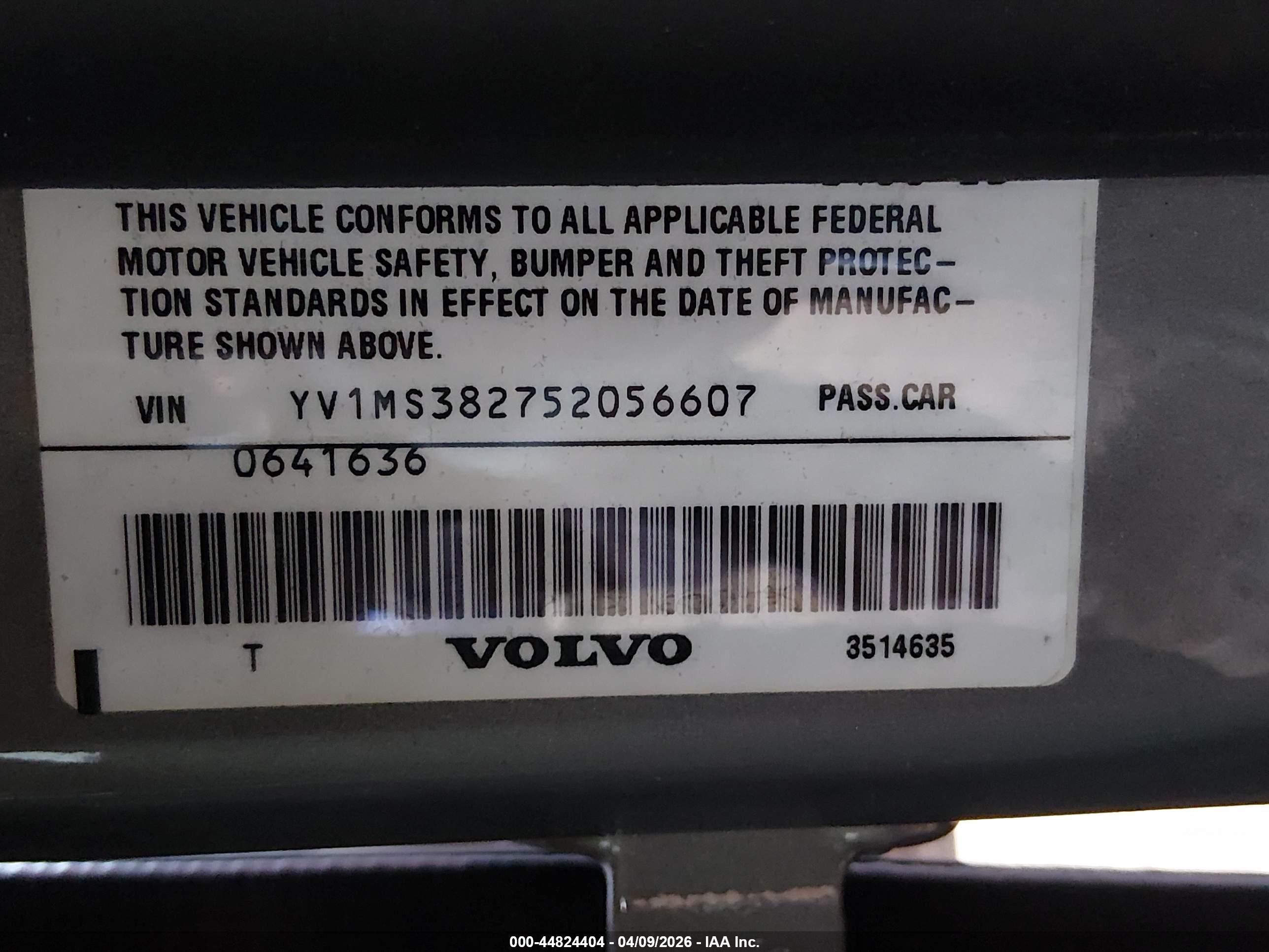 VOLVO S40 image 9