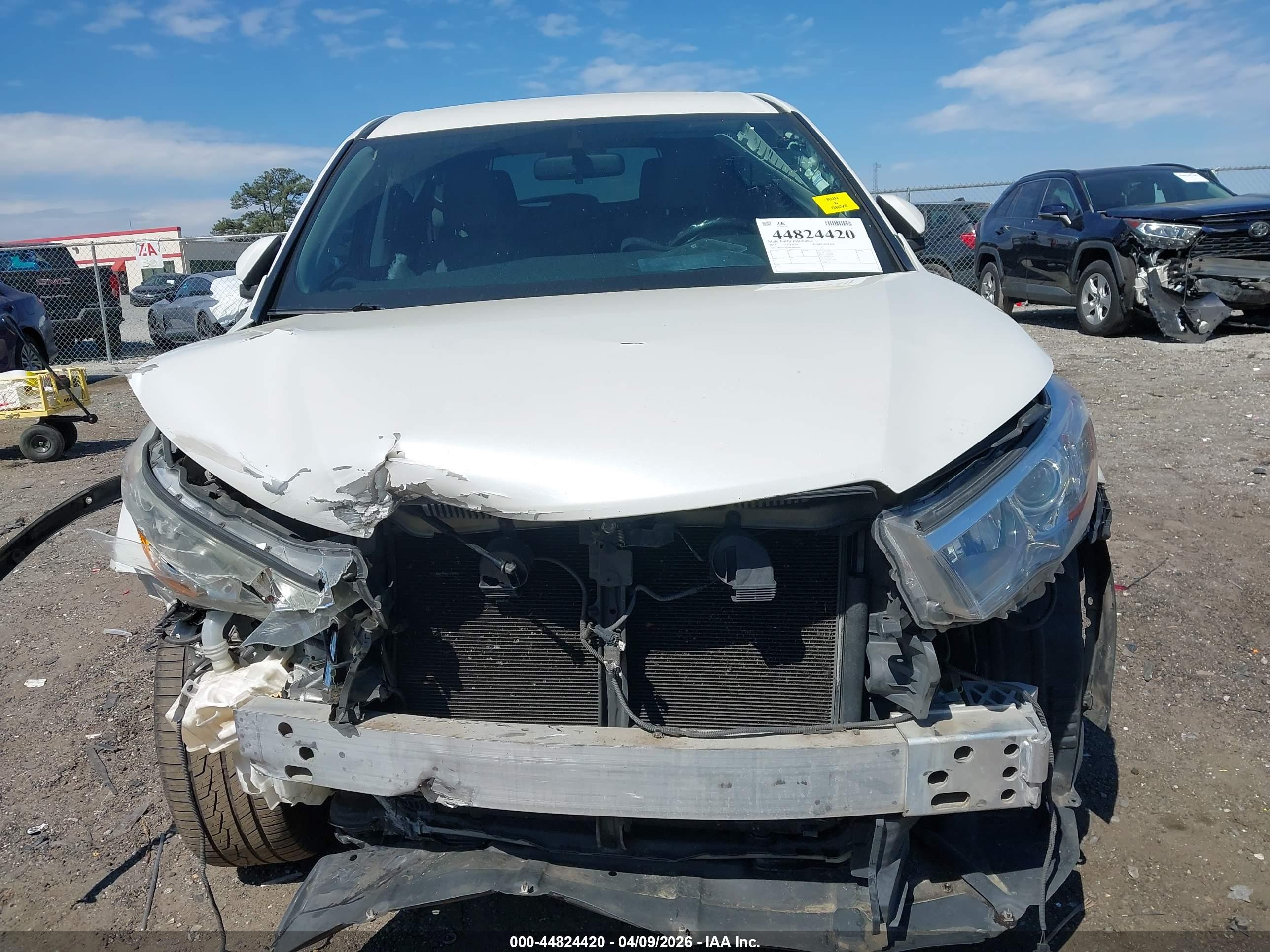TOYOTA HIGHLANDER image 6