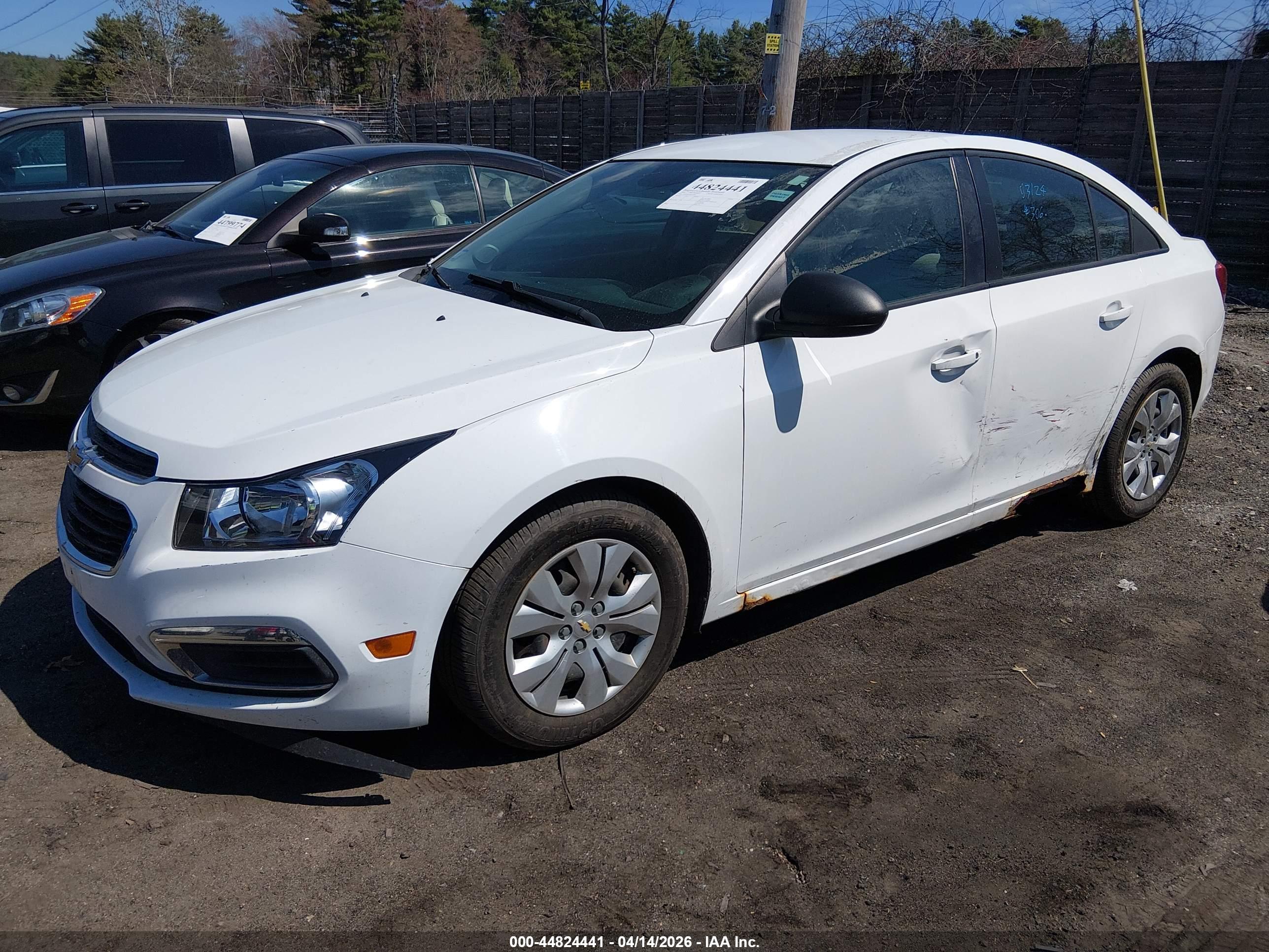 CHEVROLET CRUZE image 2