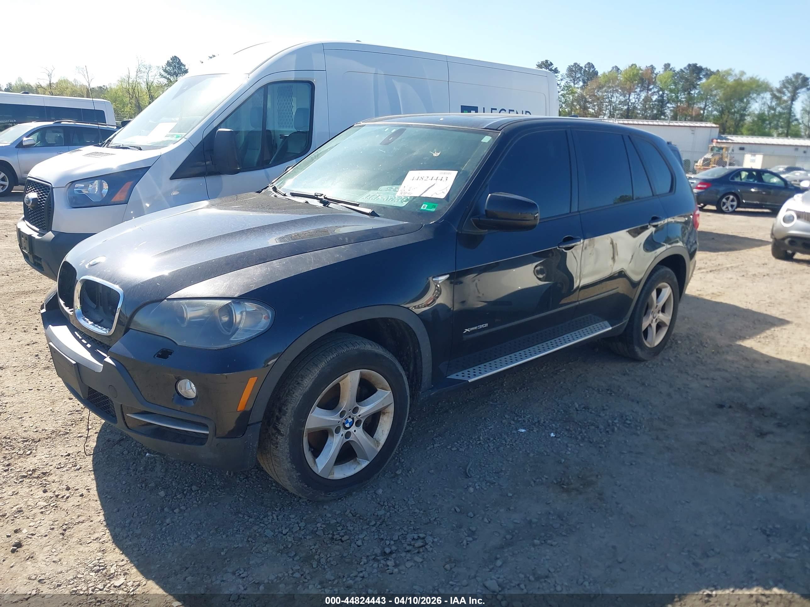 BMW X5 image 2