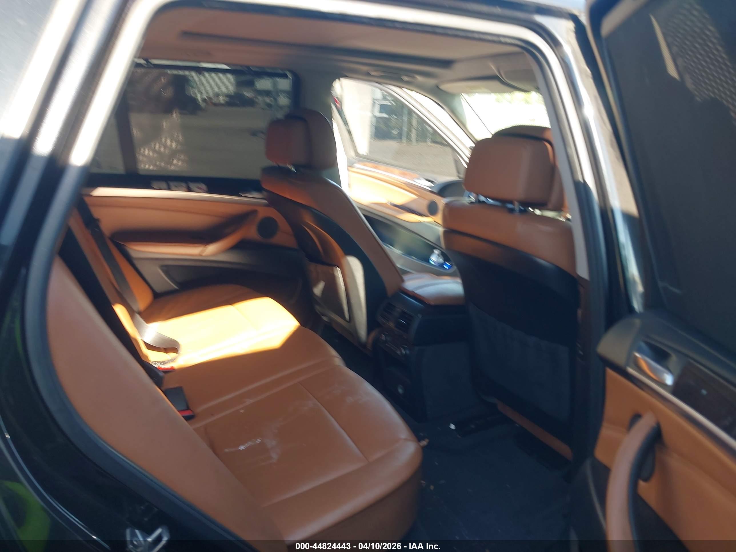 BMW X5 image 8
