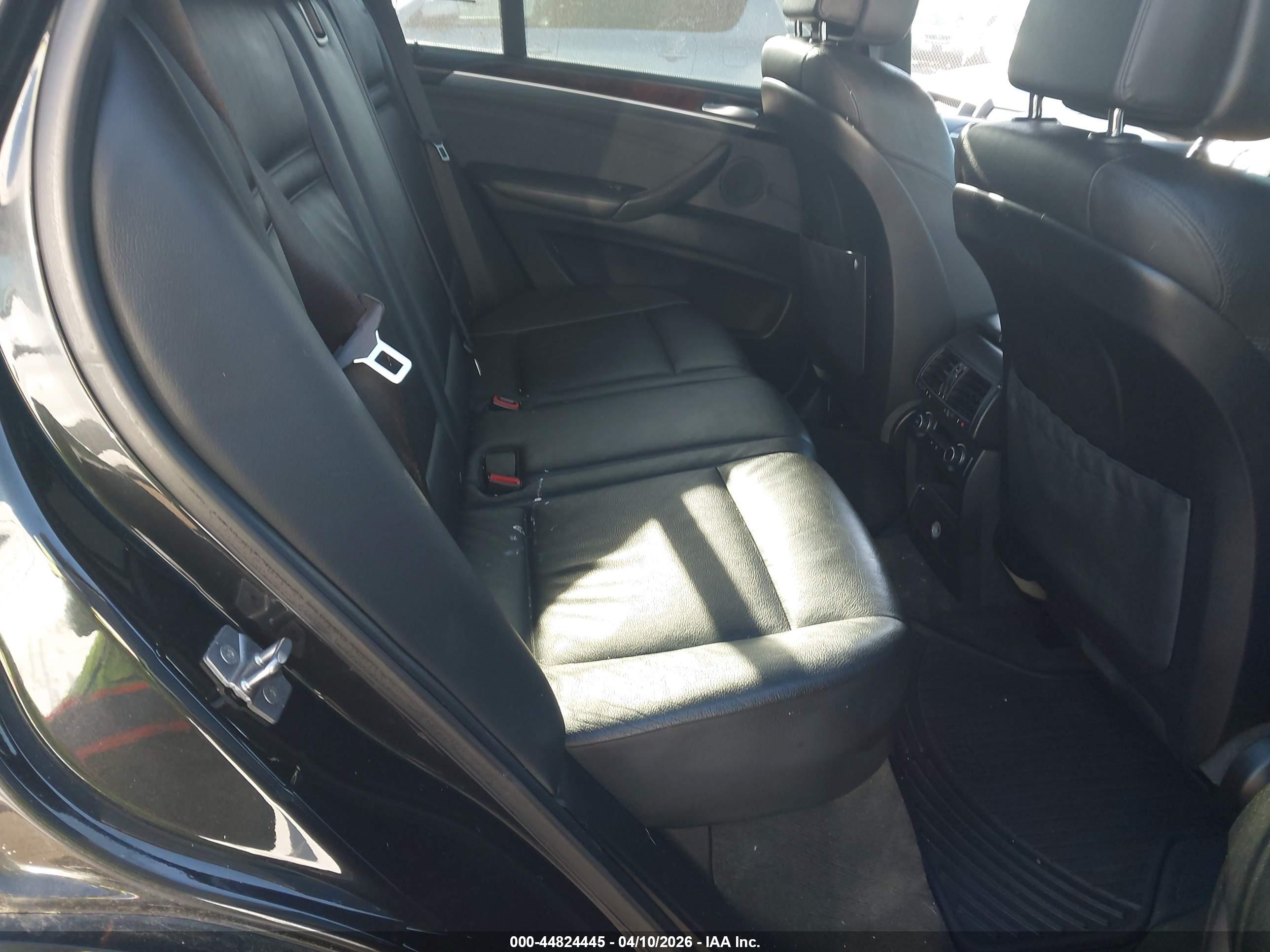 BMW X5 image 8