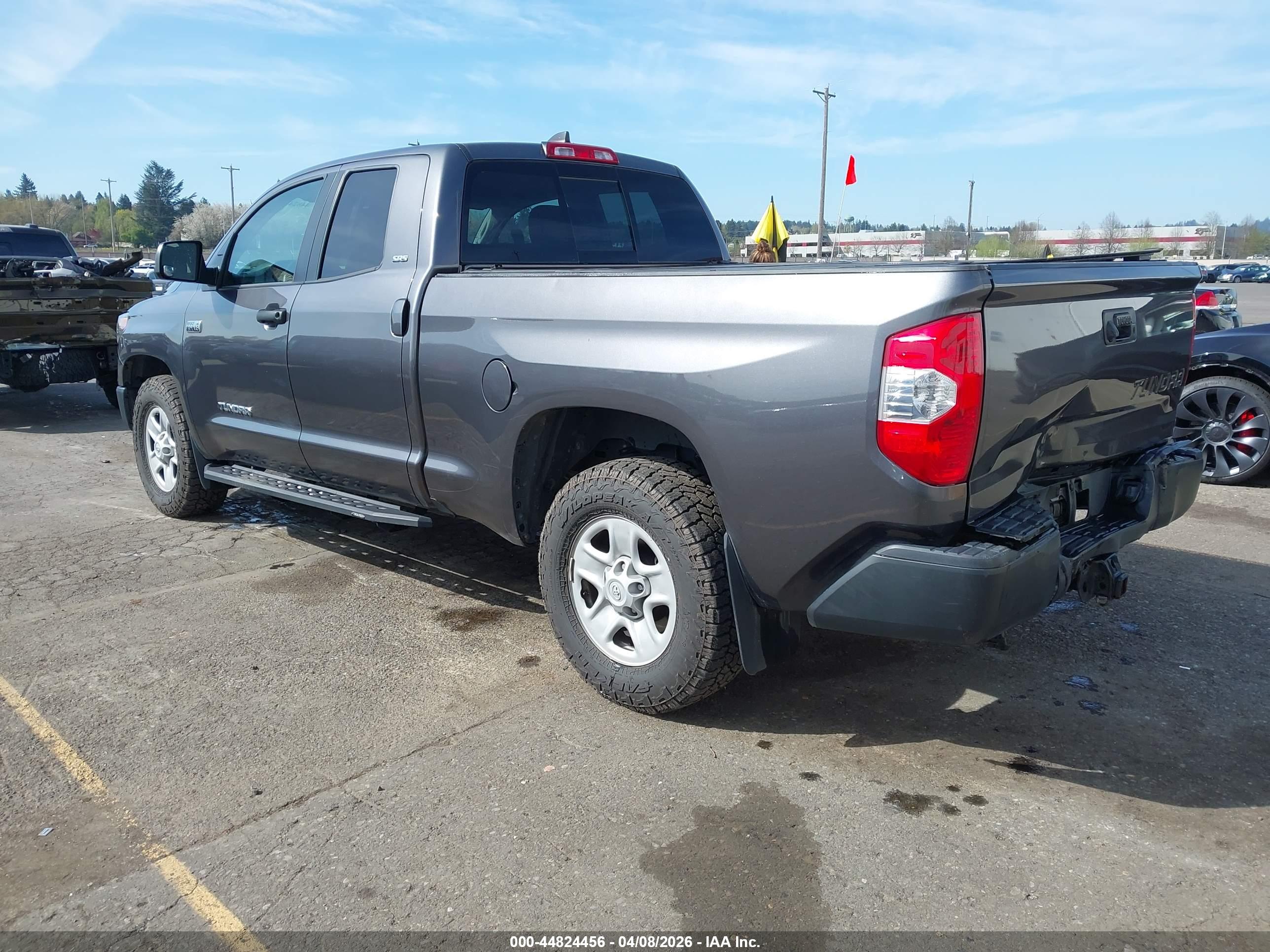 TOYOTA TUNDRA image 3