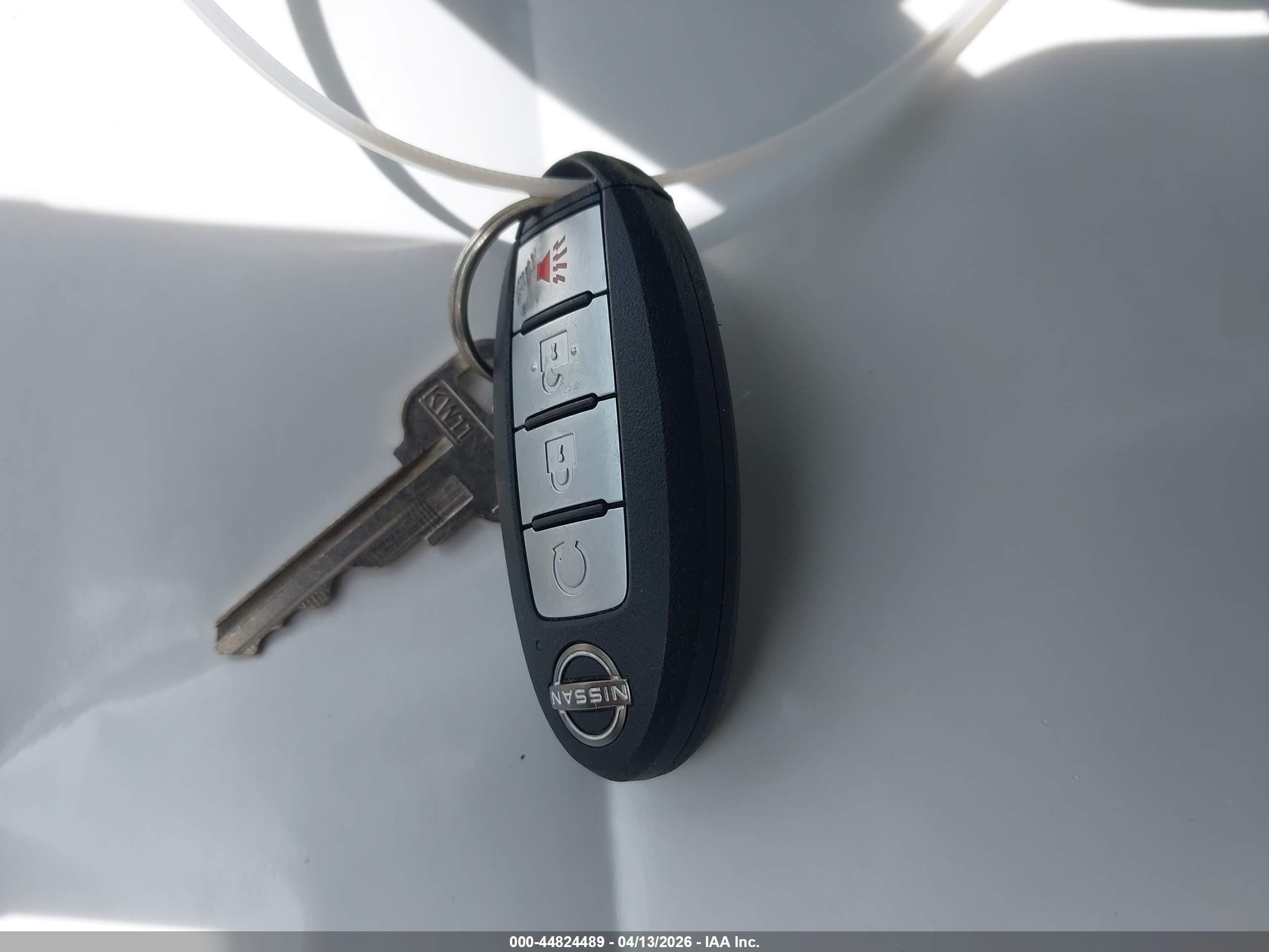 NISSAN KICKS image 11