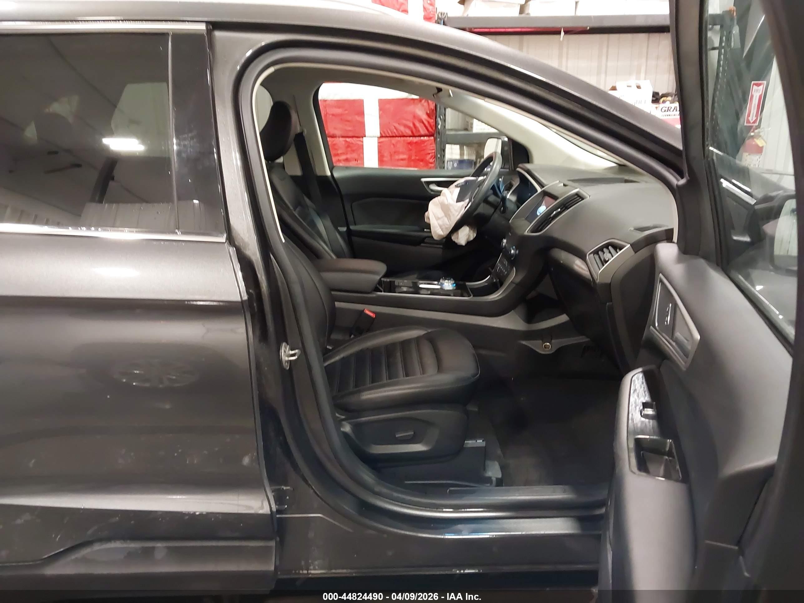 FORD EDGE image 5