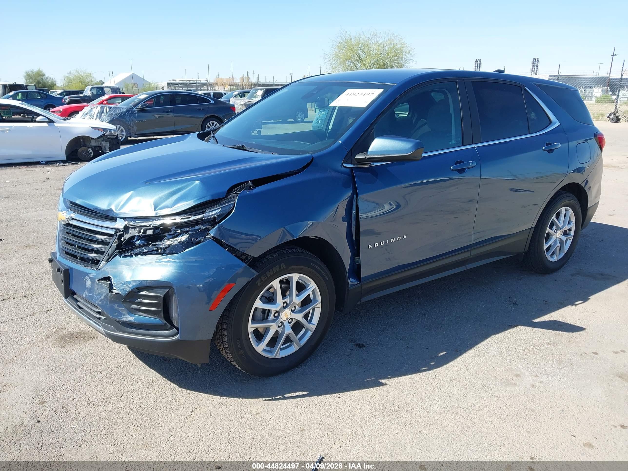 CHEVROLET EQUINOX image 2