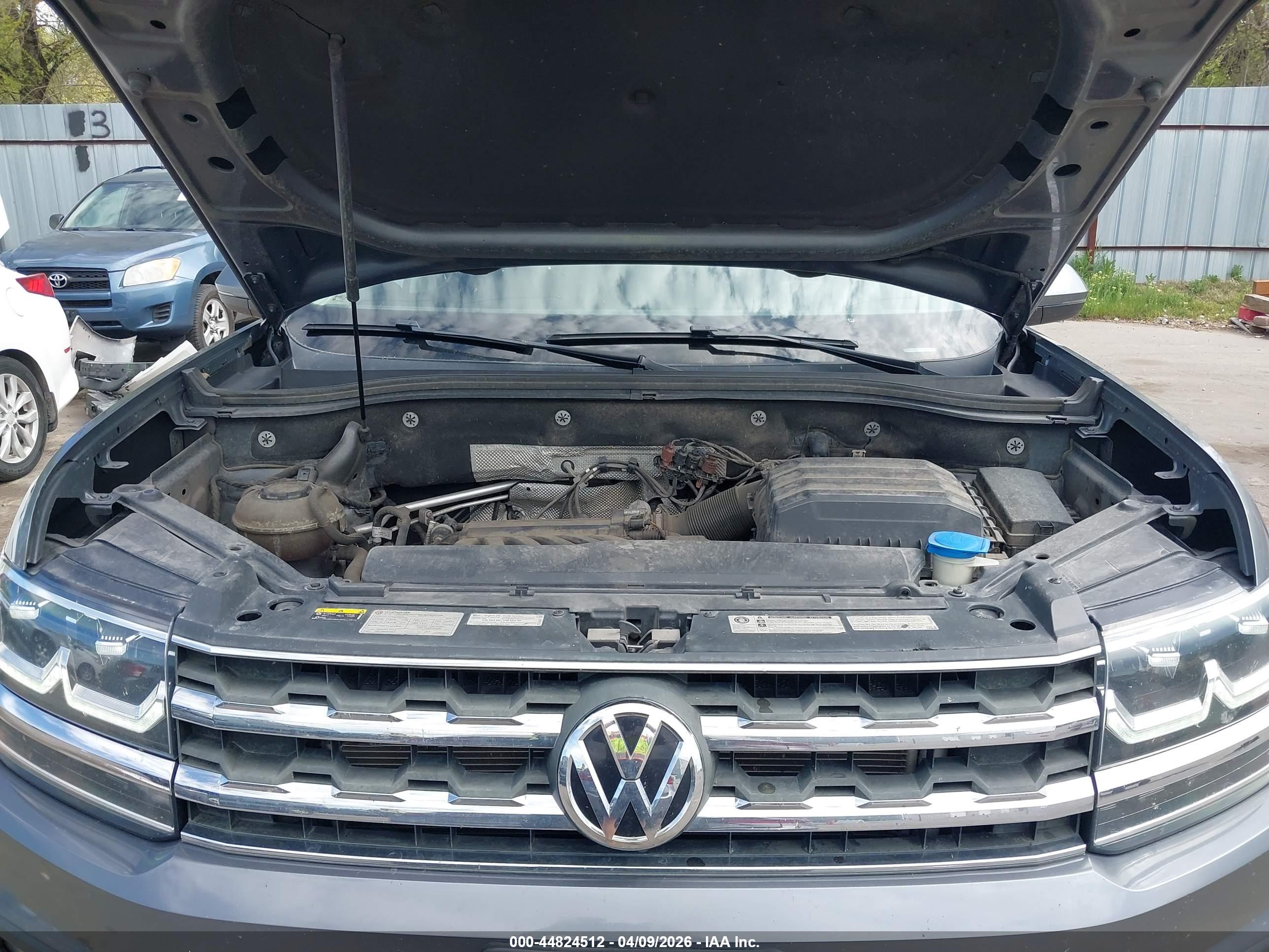 VOLKSWAGEN ATLAS image 10