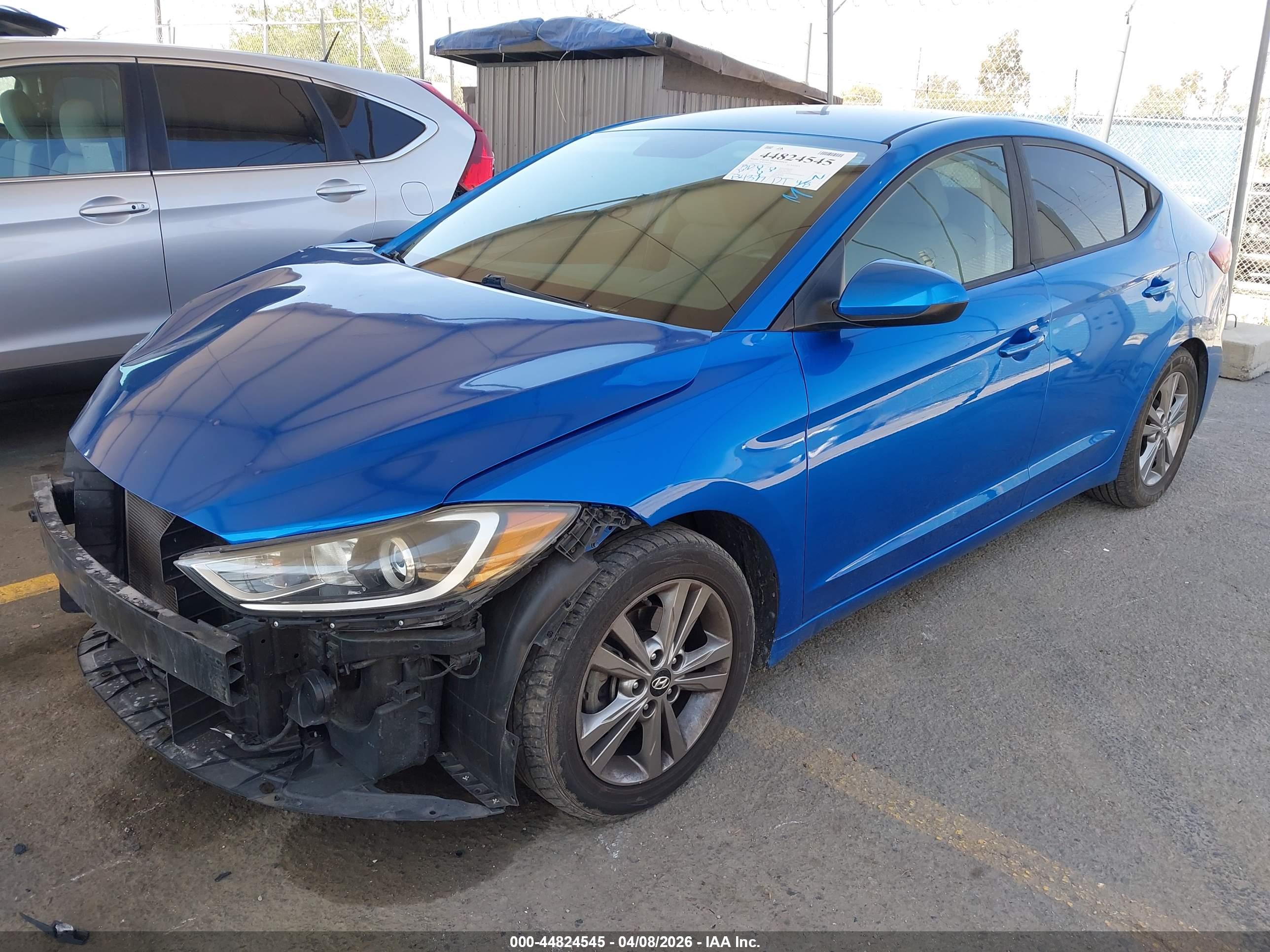 HYUNDAI ELANTRA image 2