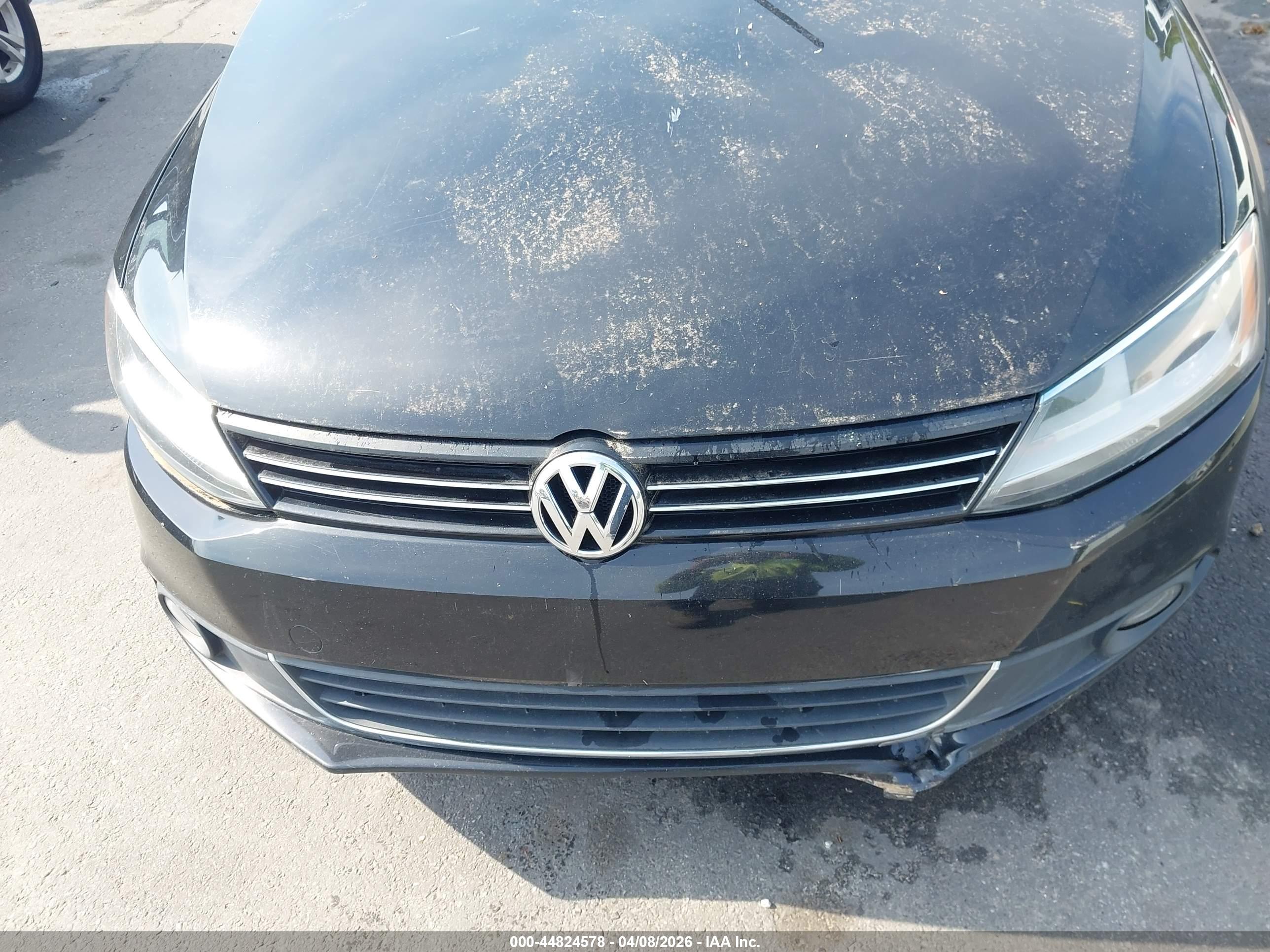 VOLKSWAGEN JETTA image 6