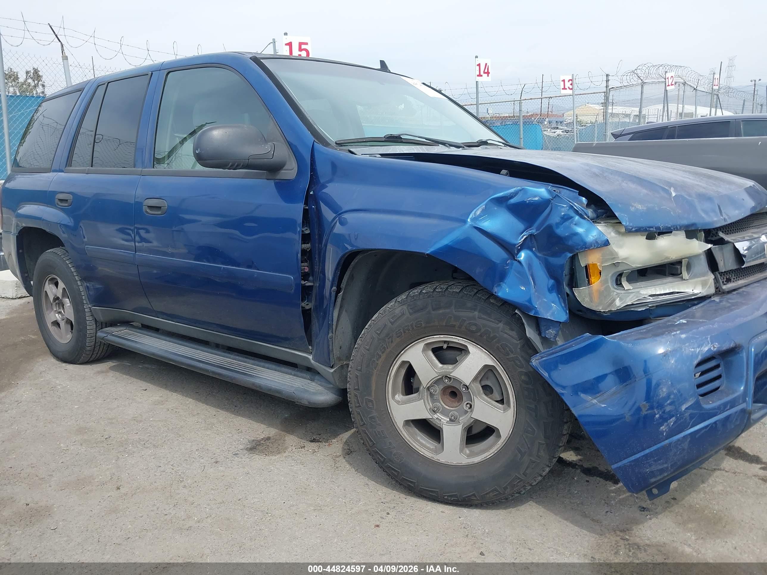 CHEVROLET TRAILBLAZER image 6