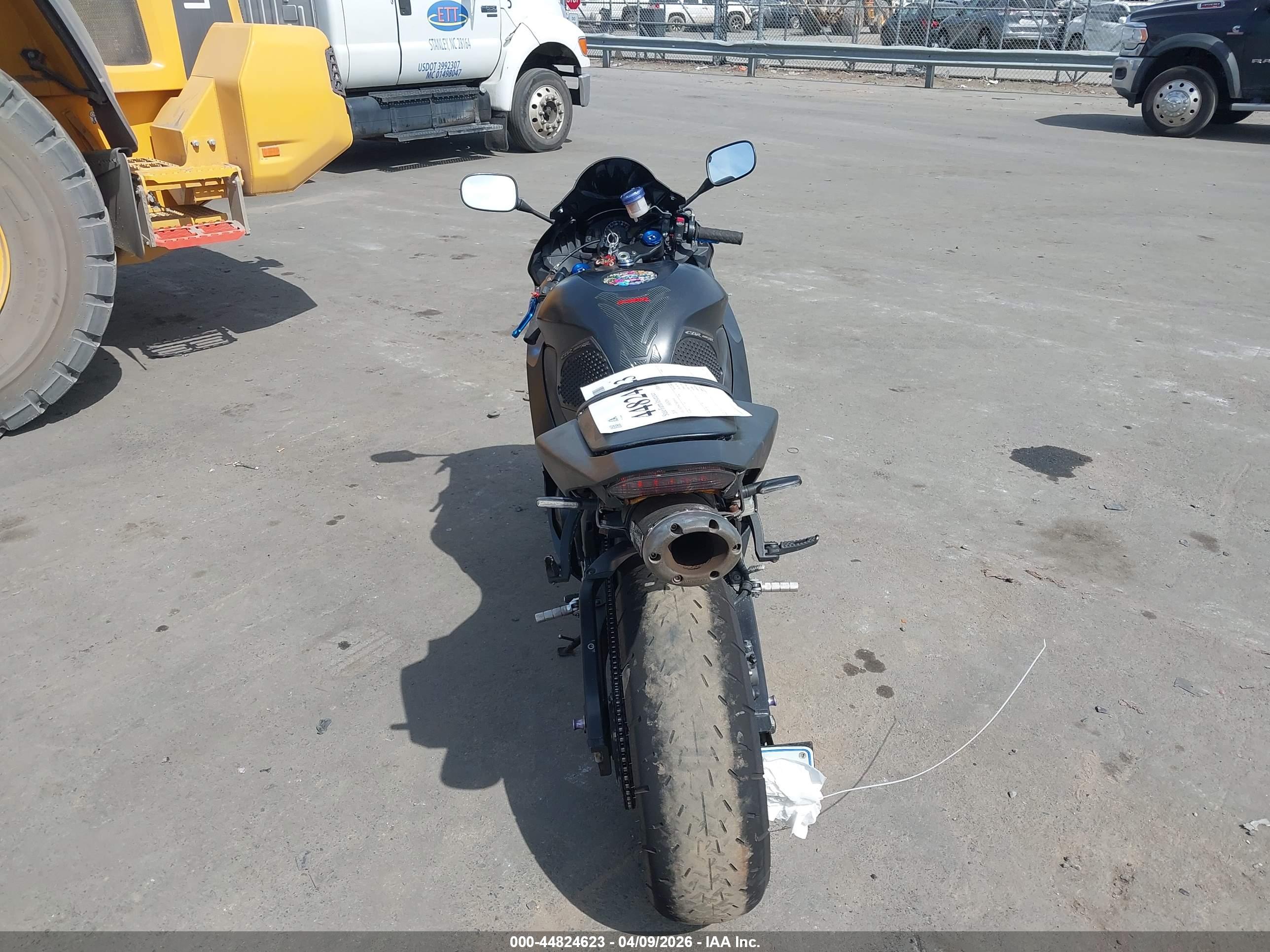 HONDA CBR600 image 6