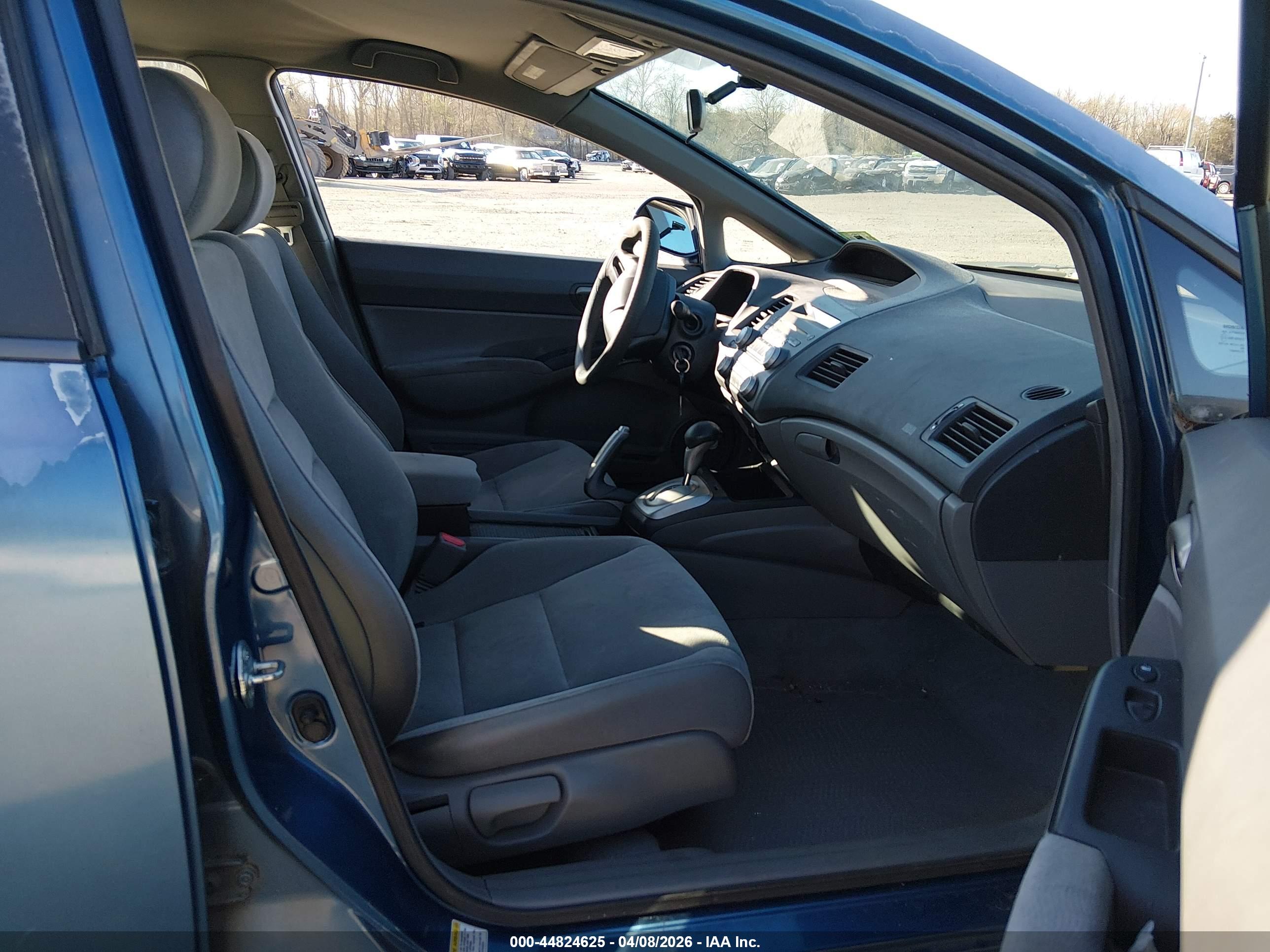 HONDA CIVIC image 5