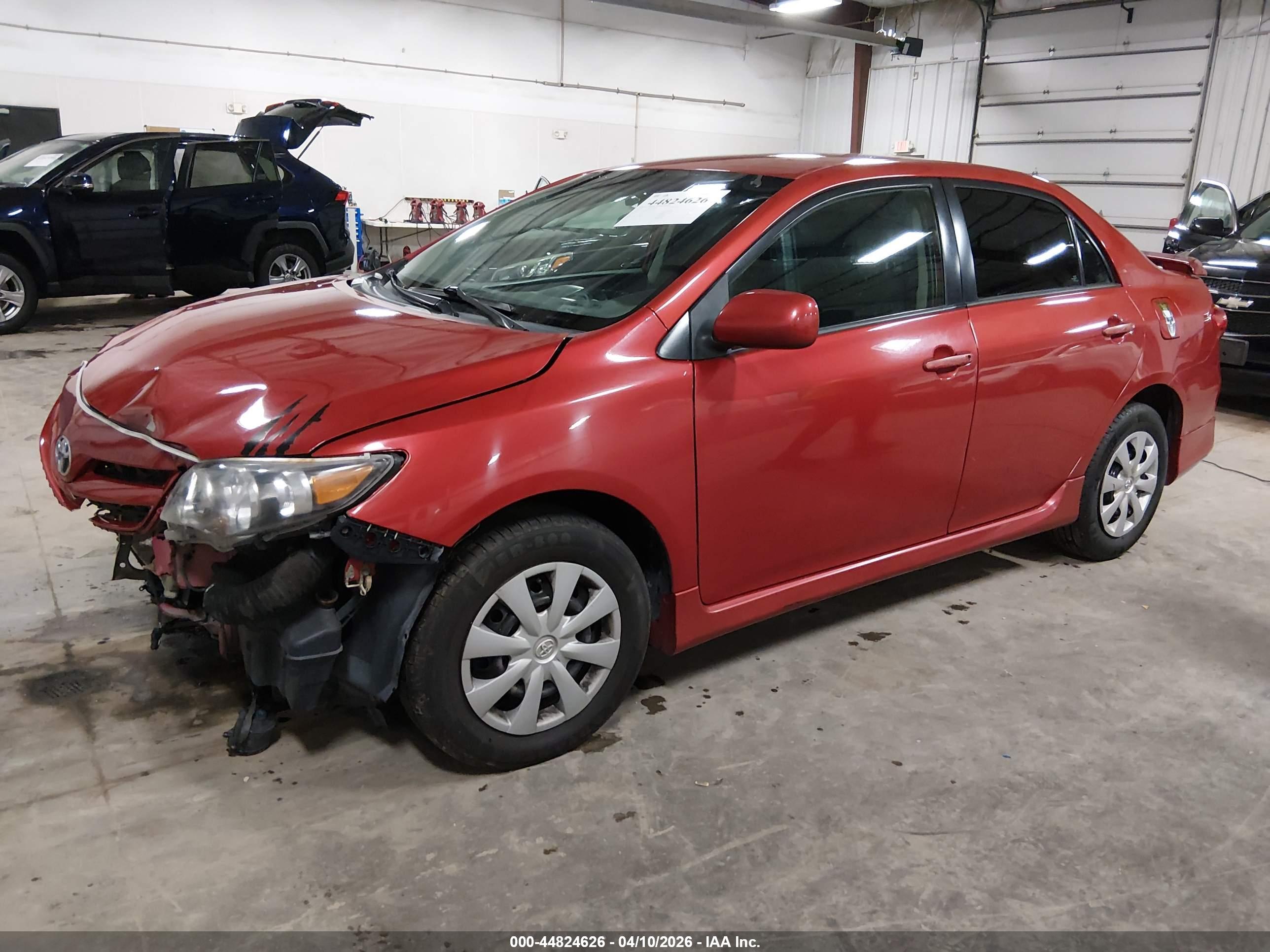 TOYOTA COROLLA image 2