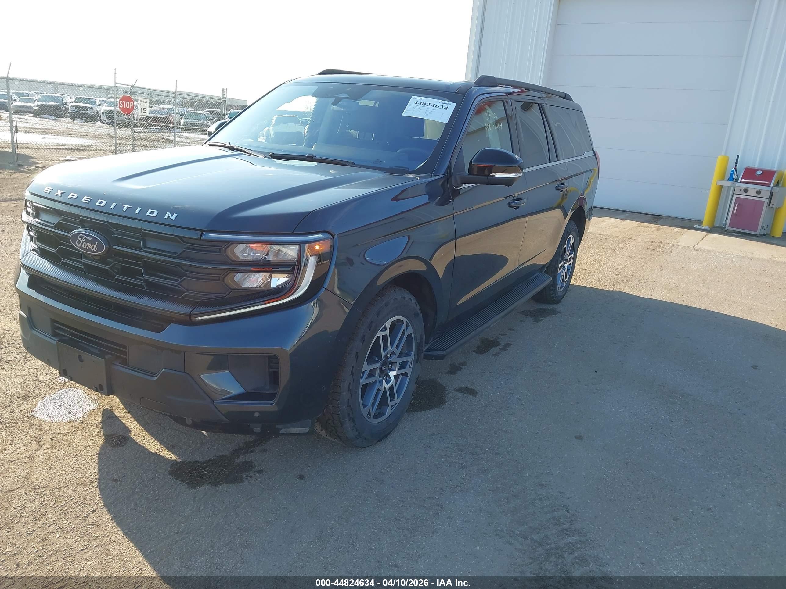 FORD EXPEDITION image 2