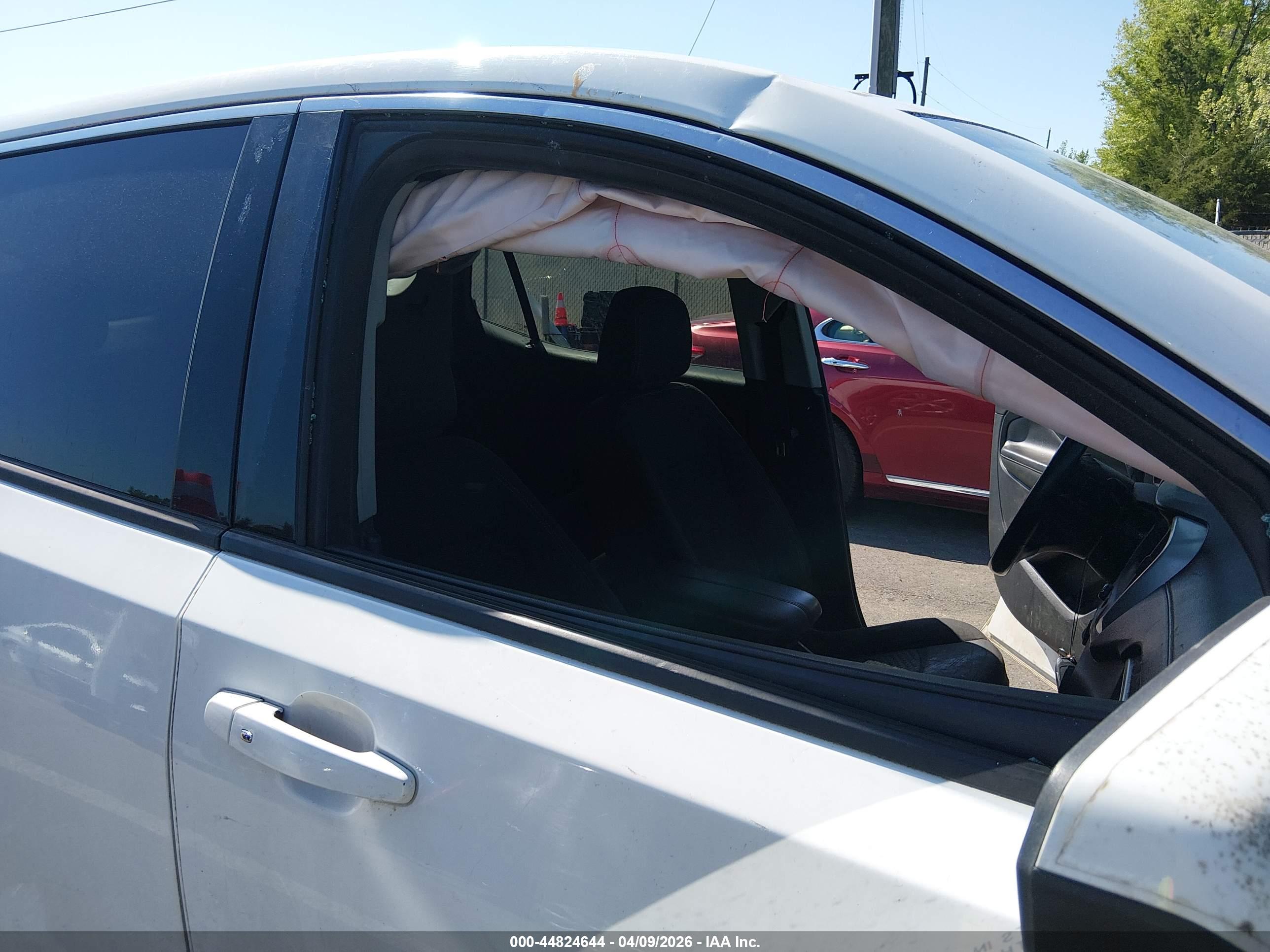 GMC TERRAIN image 6