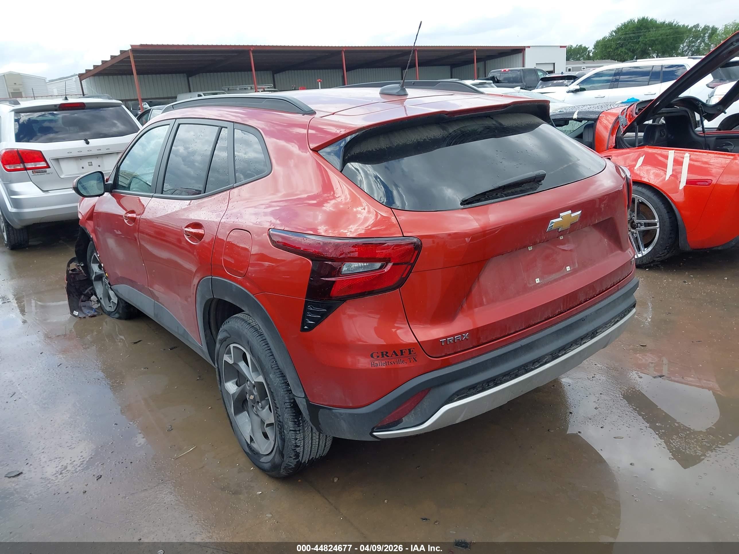 CHEVROLET TRAX image 3