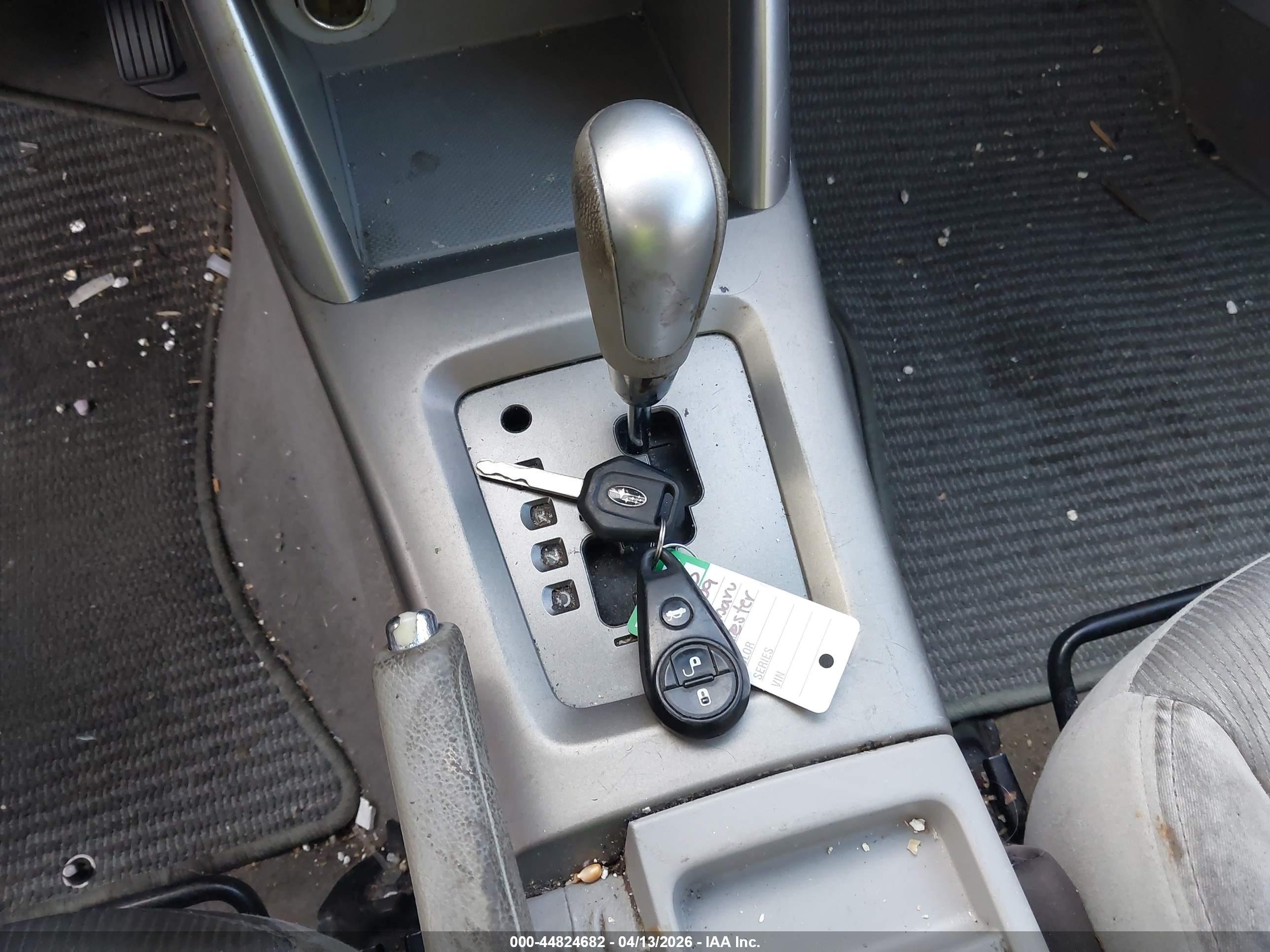 SUBARU FORESTER image 11