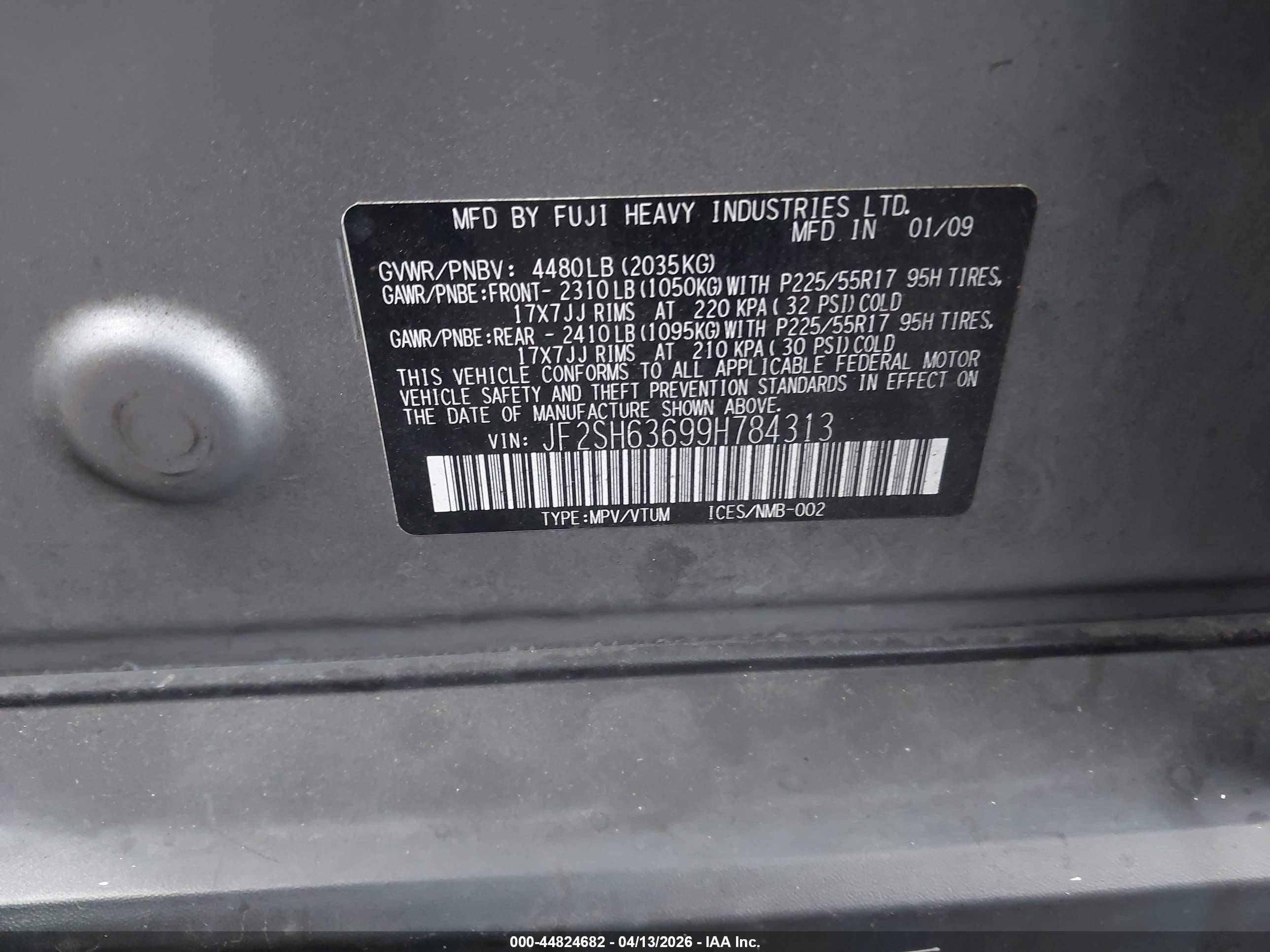 SUBARU FORESTER image 9