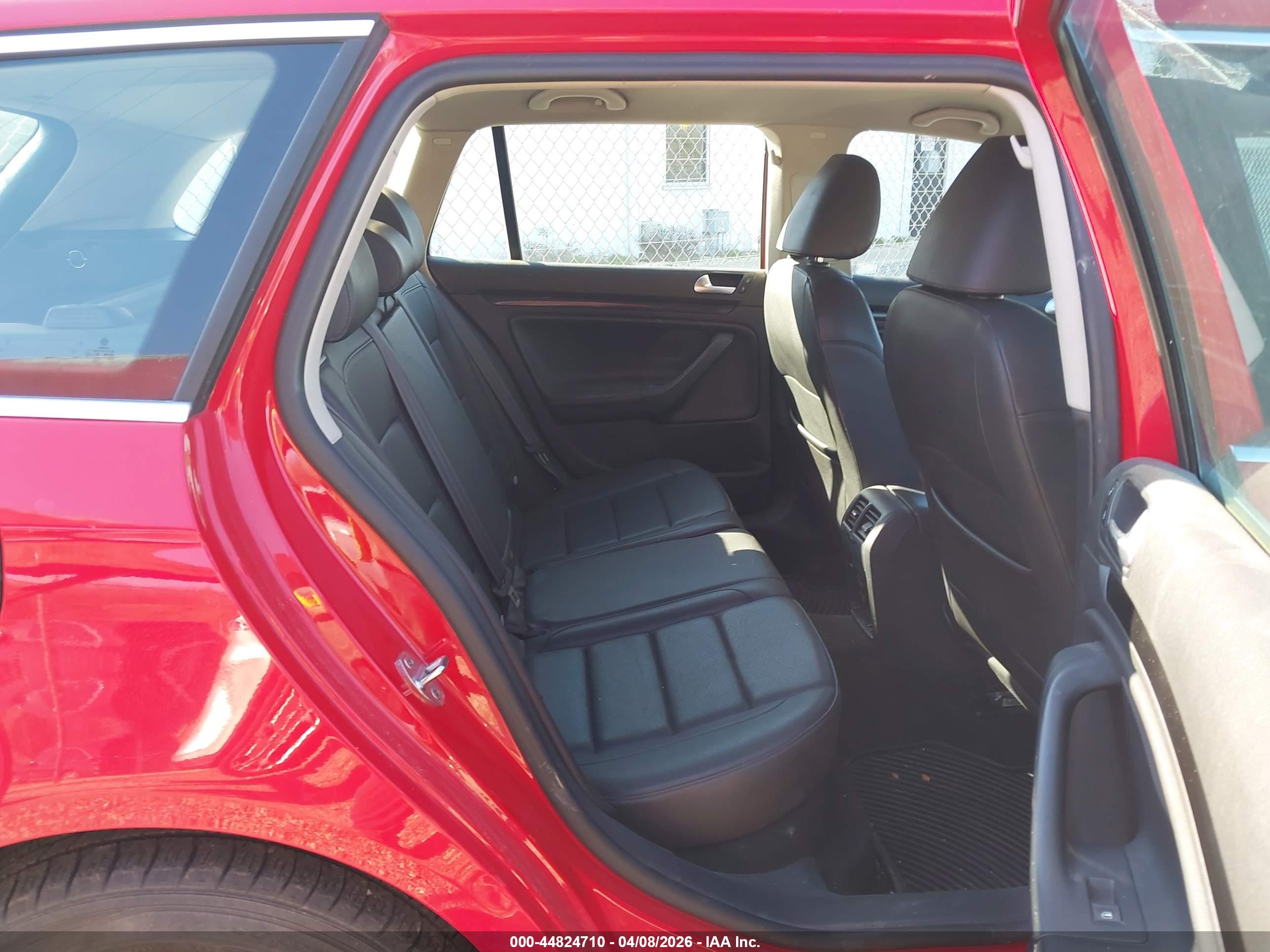 VOLKSWAGEN JETTA image 8