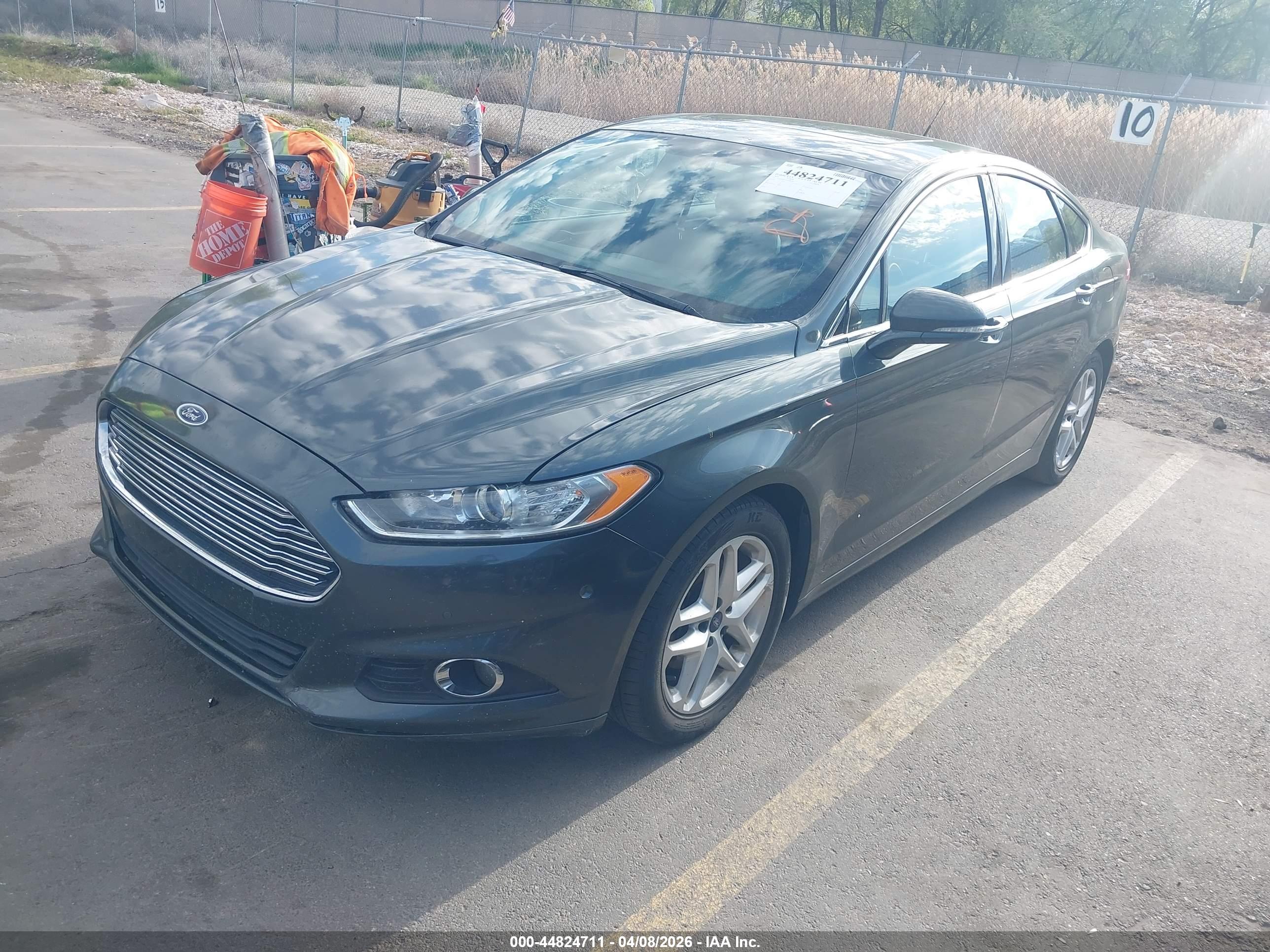 FORD FUSION image 2