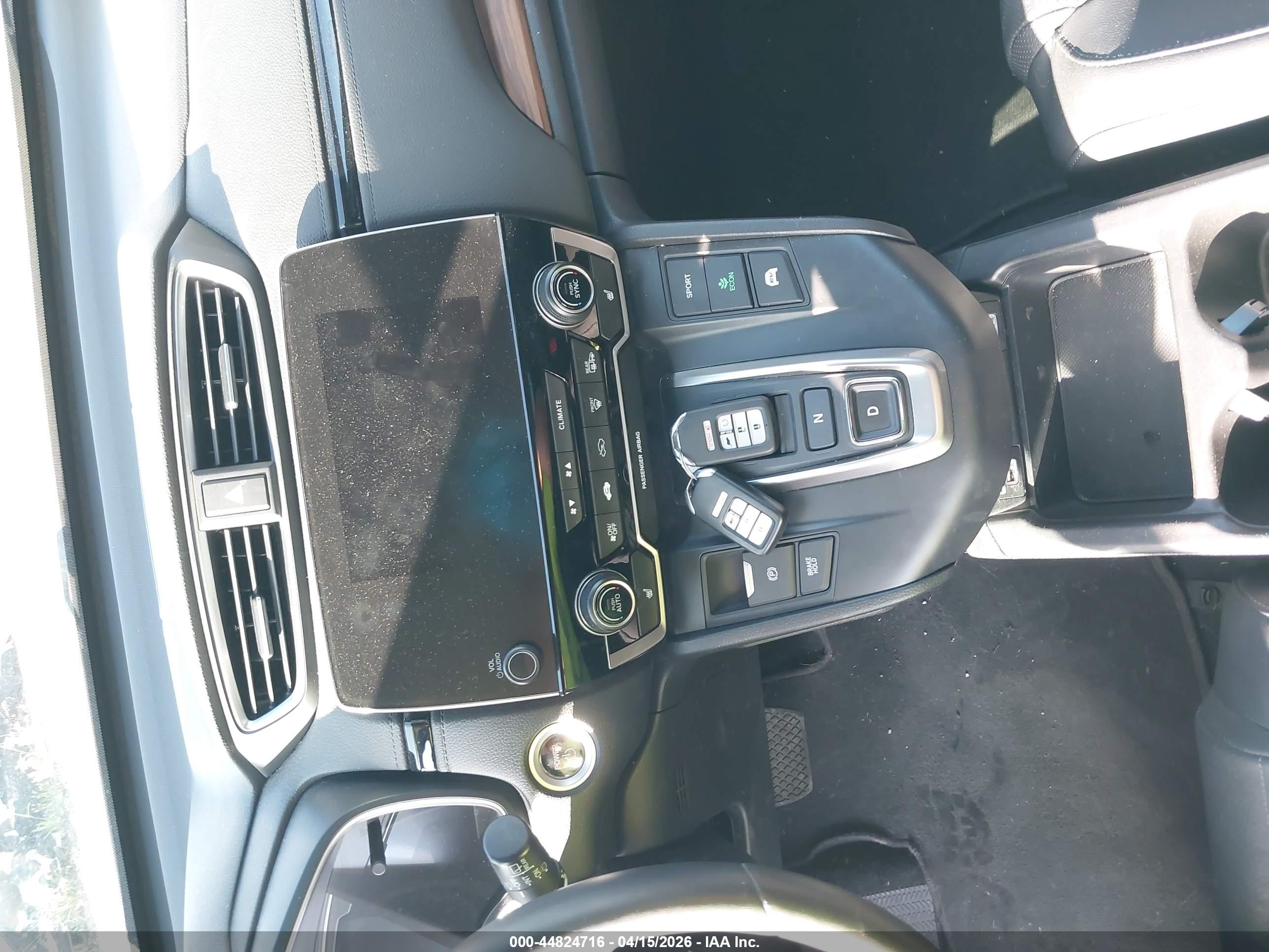 HONDA CR-V image 11