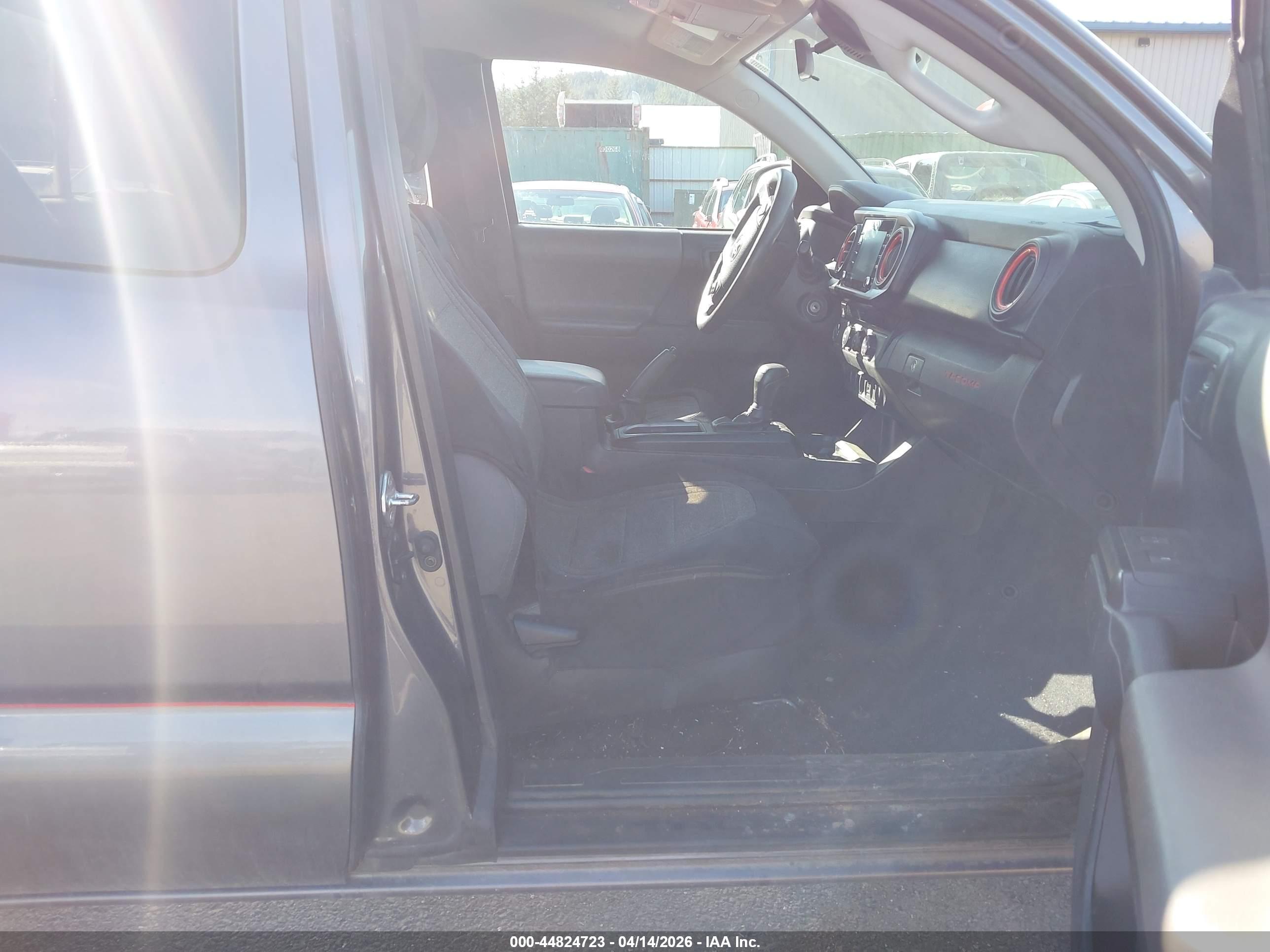 TOYOTA TACOMA image 5