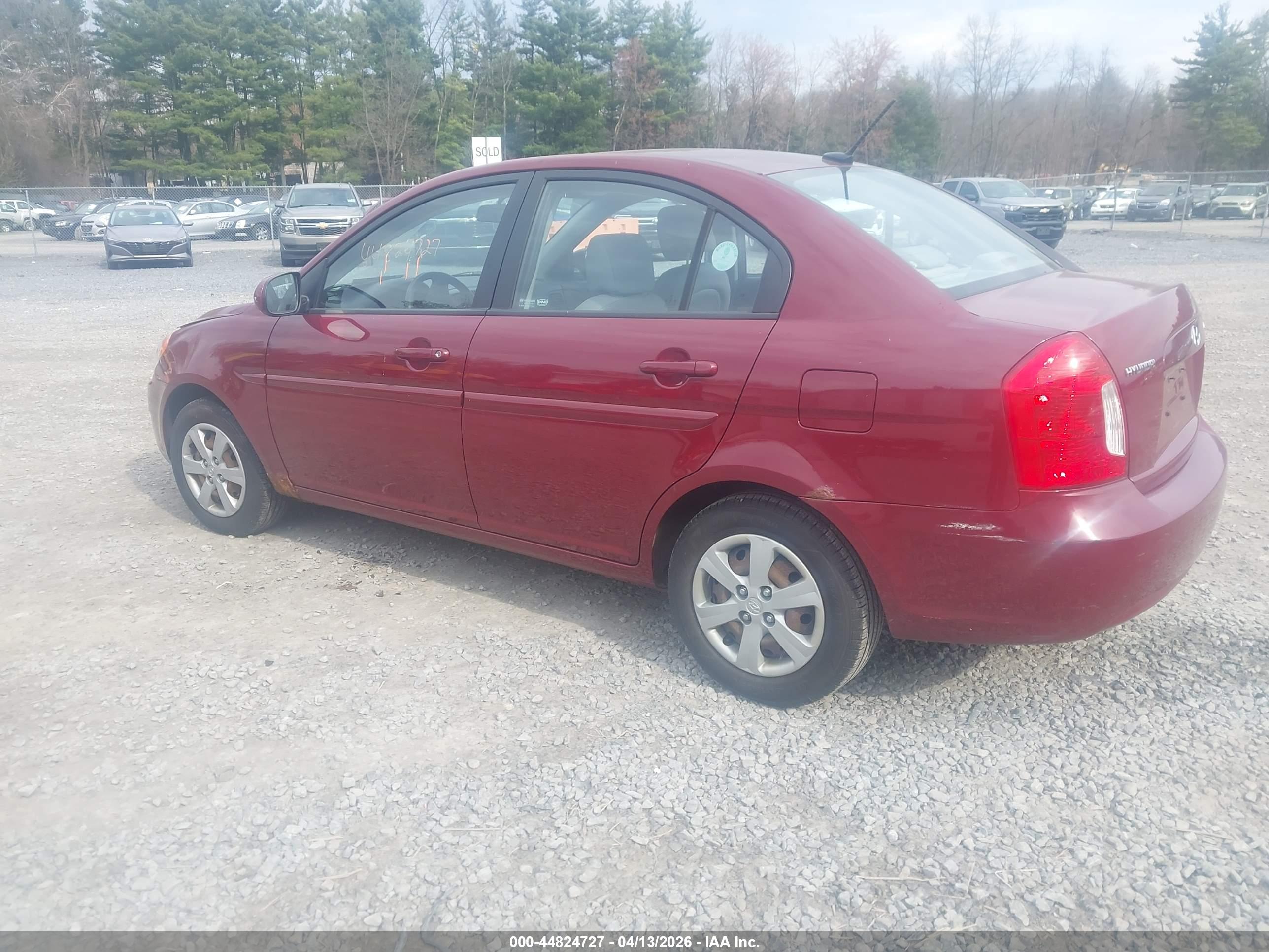 HYUNDAI ACCENT image 3