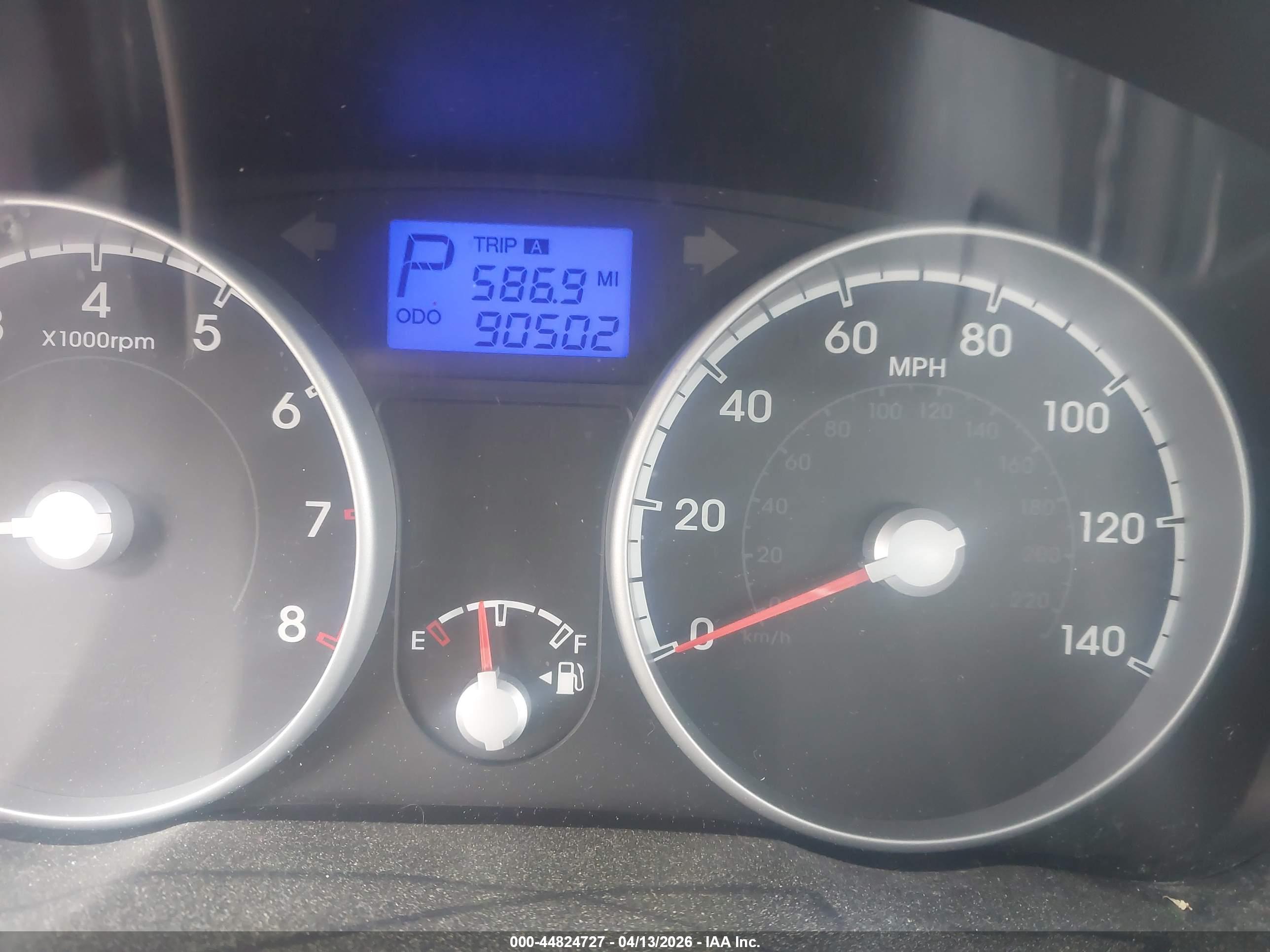 HYUNDAI ACCENT image 7