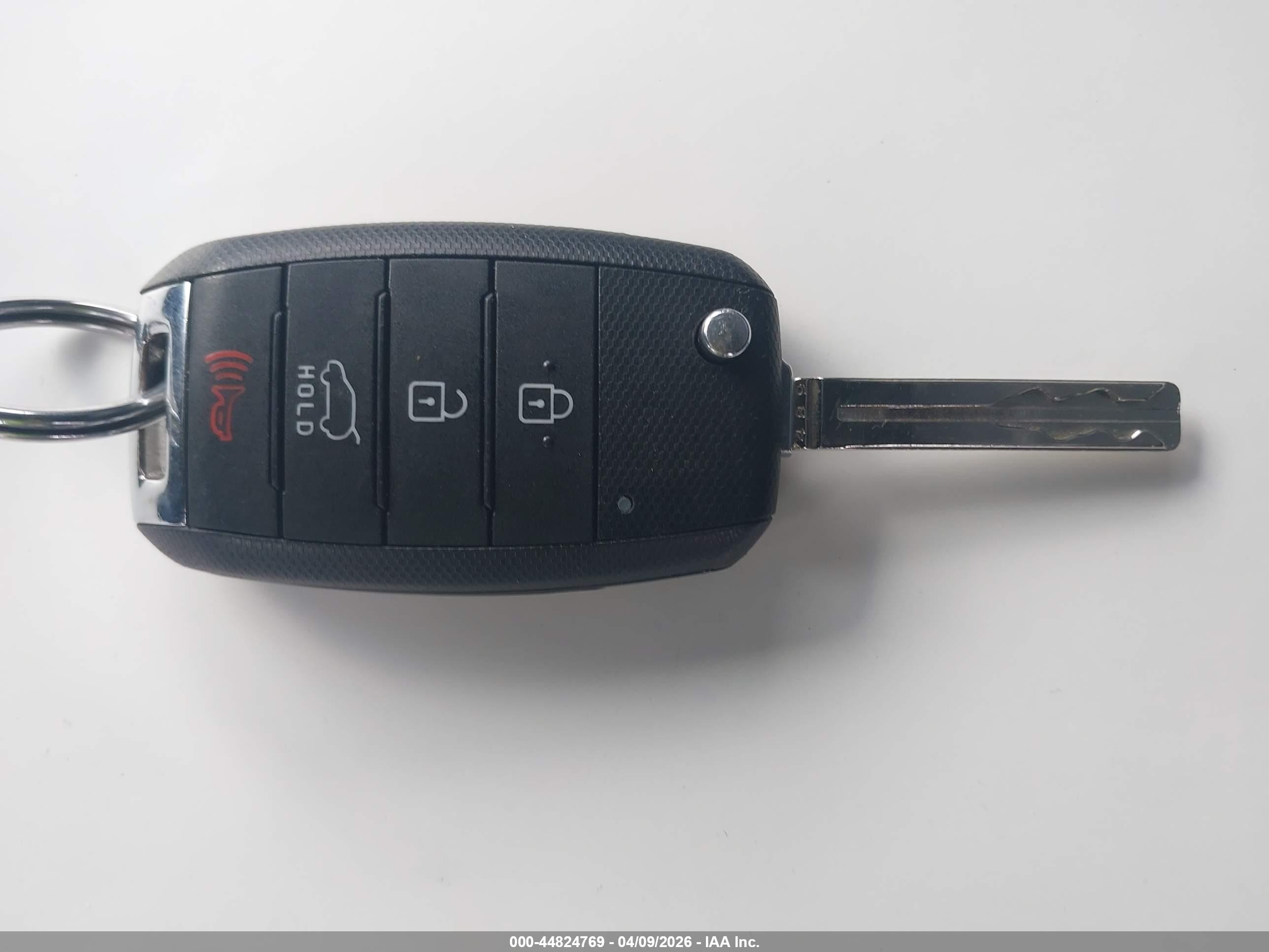 KIA SORENTO image 11