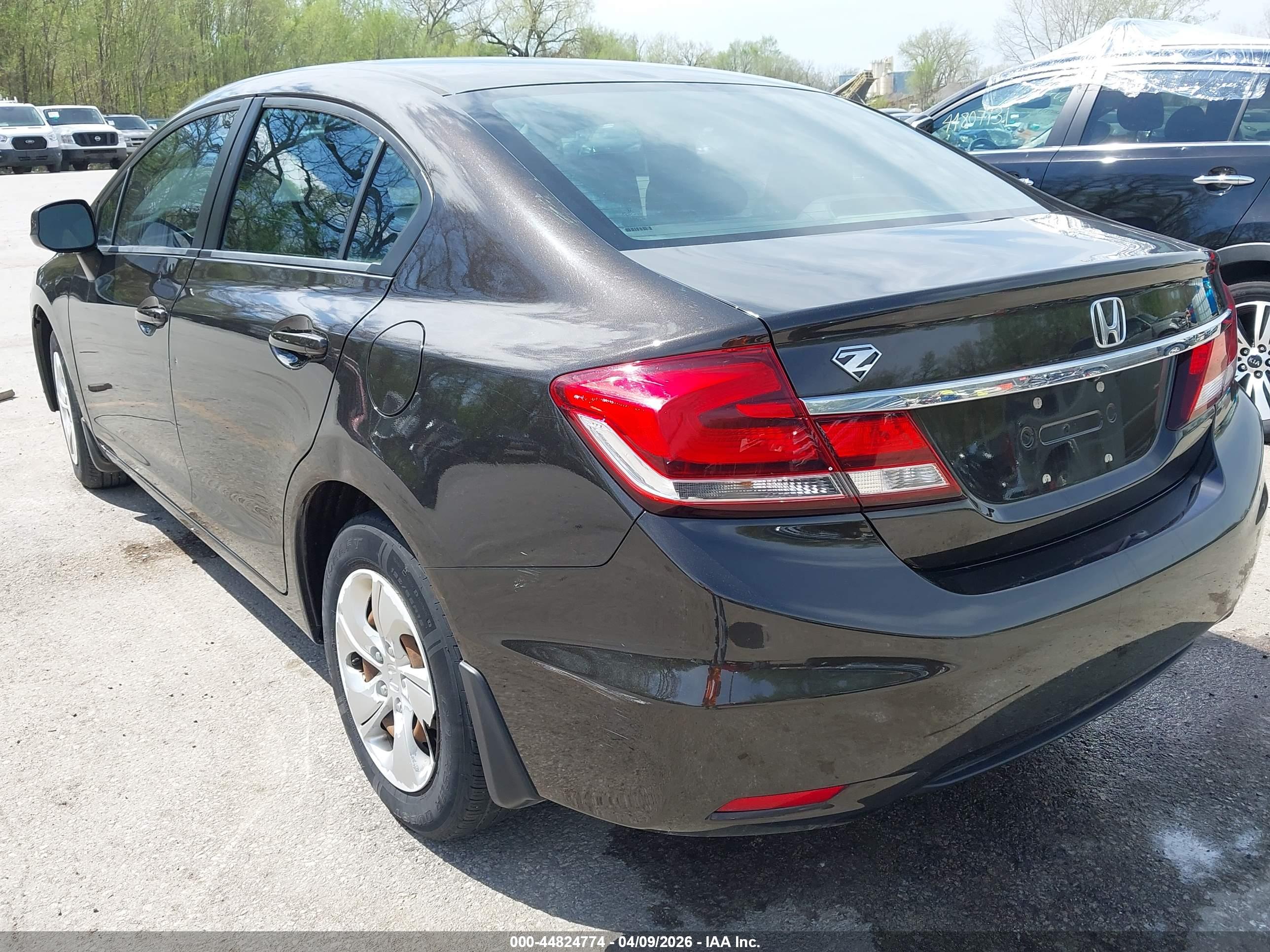 HONDA CIVIC image 3