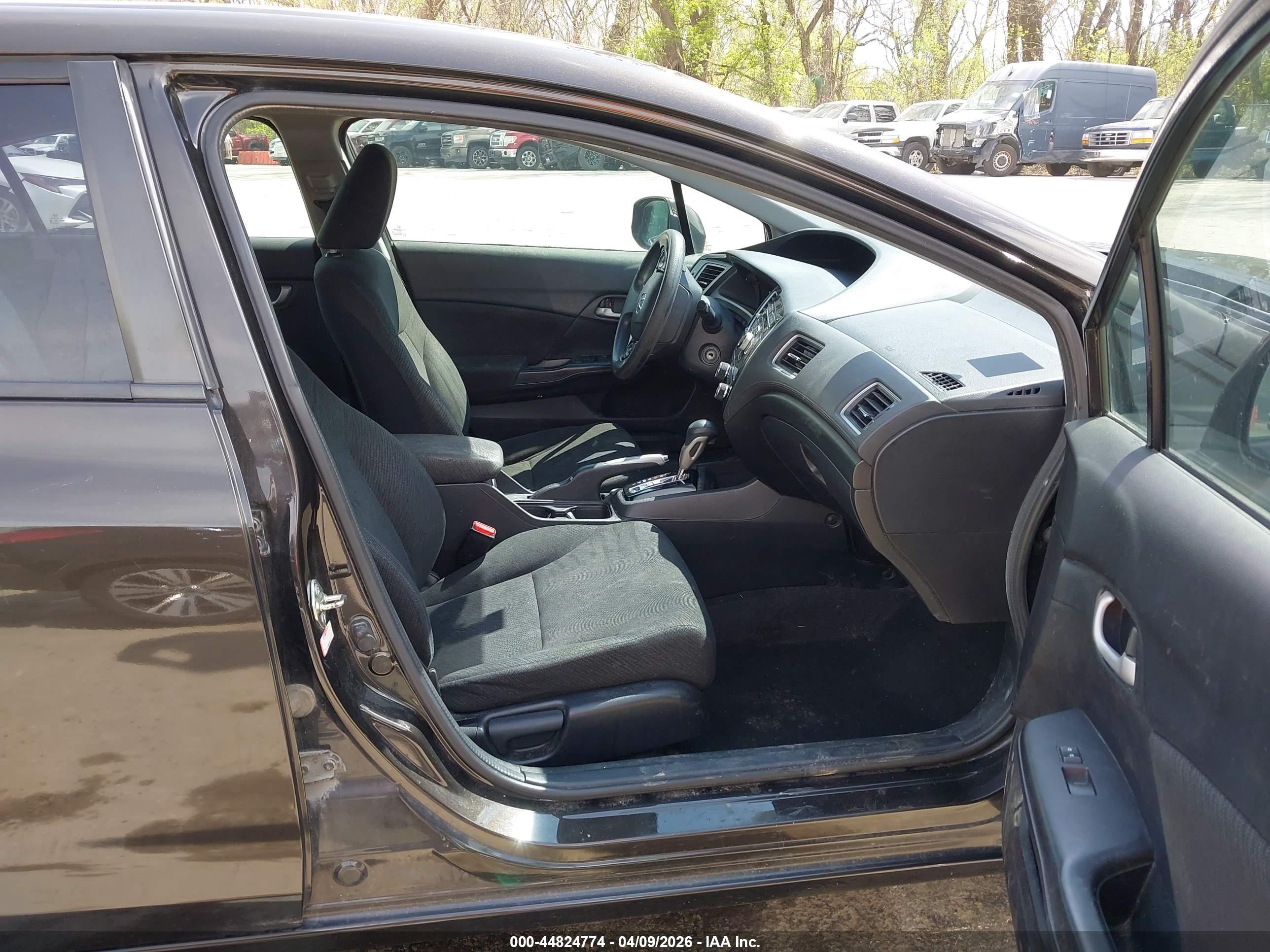 HONDA CIVIC image 5