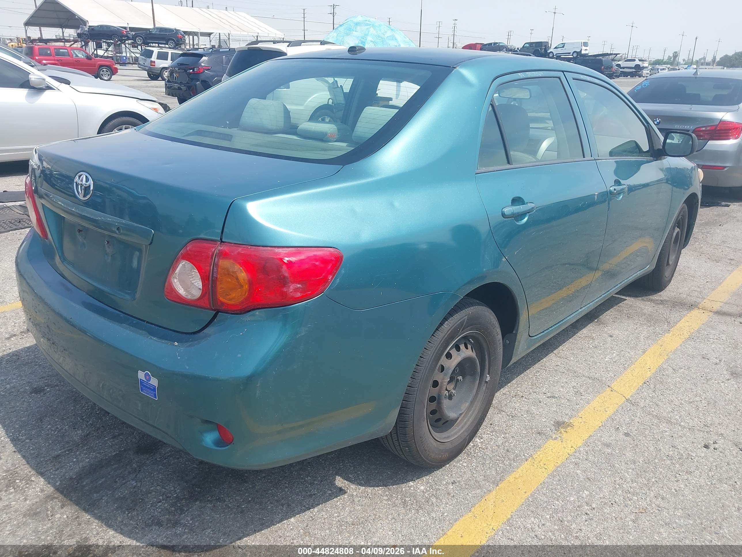 TOYOTA COROLLA image 4