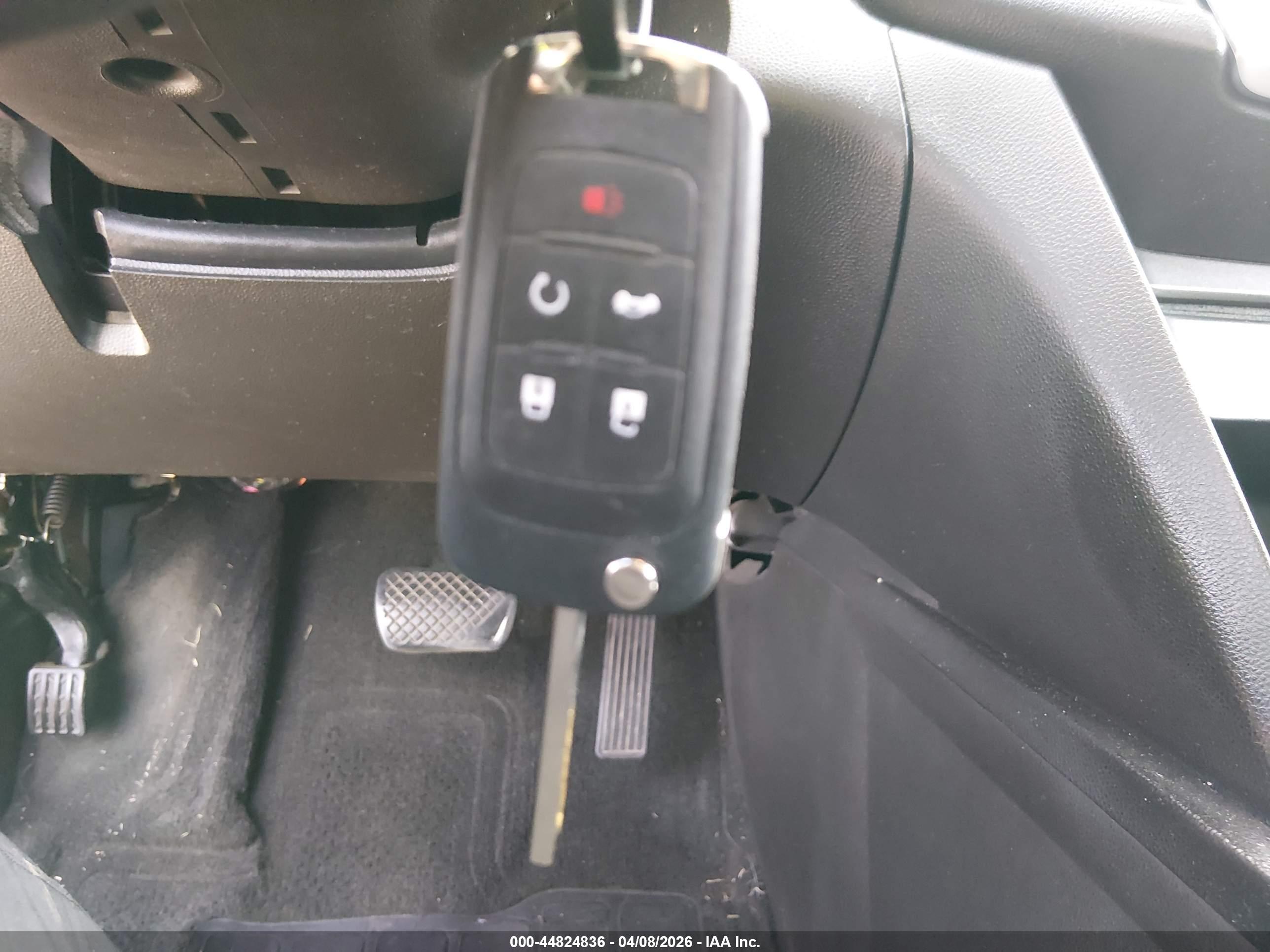 CHEVROLET EQUINOX image 11
