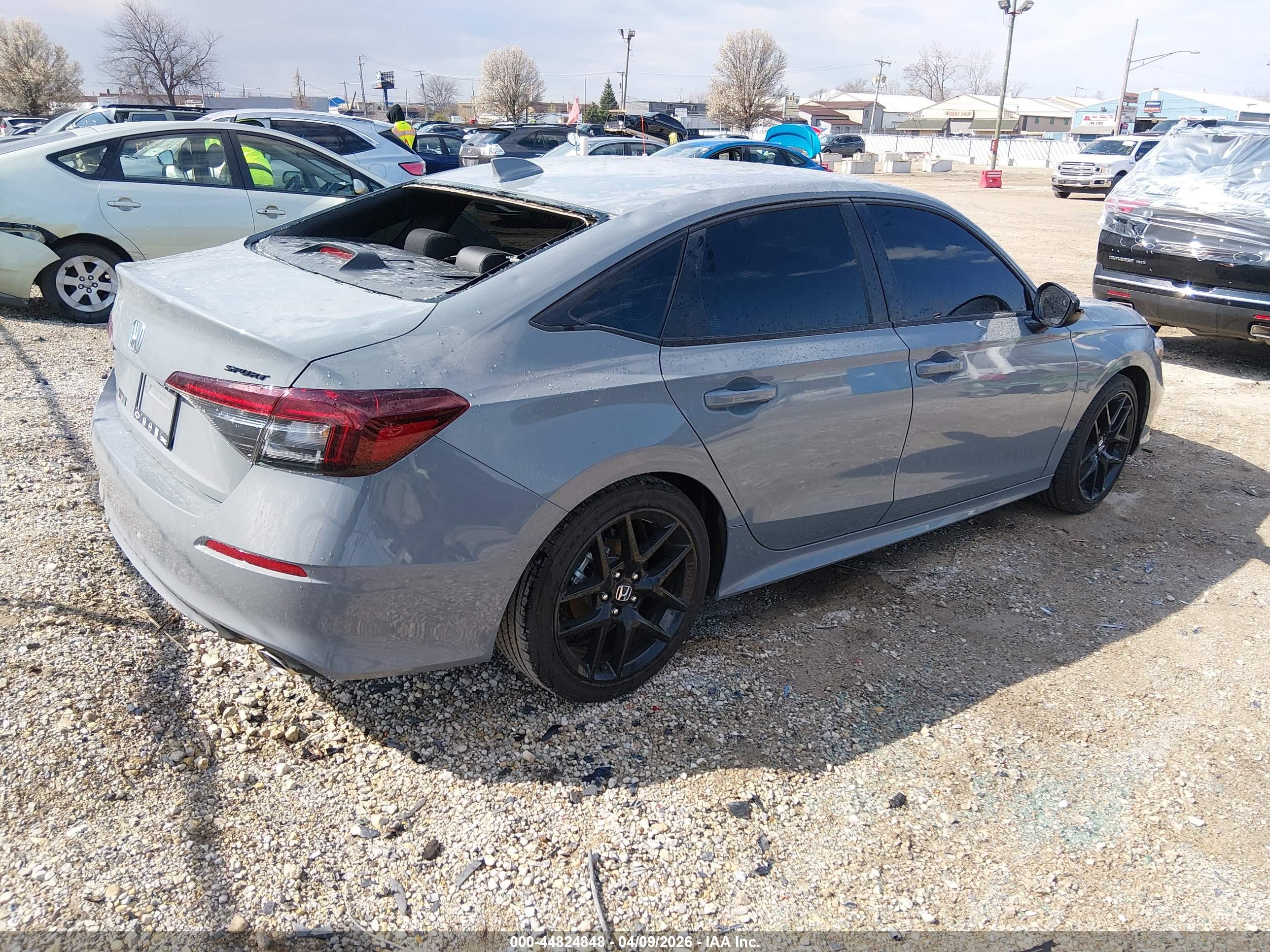 HONDA CIVIC image 4