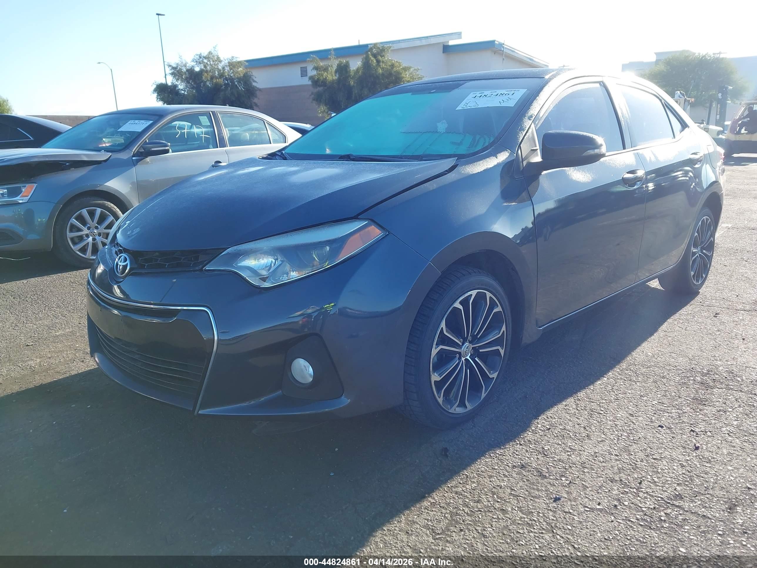 TOYOTA COROLLA image 2
