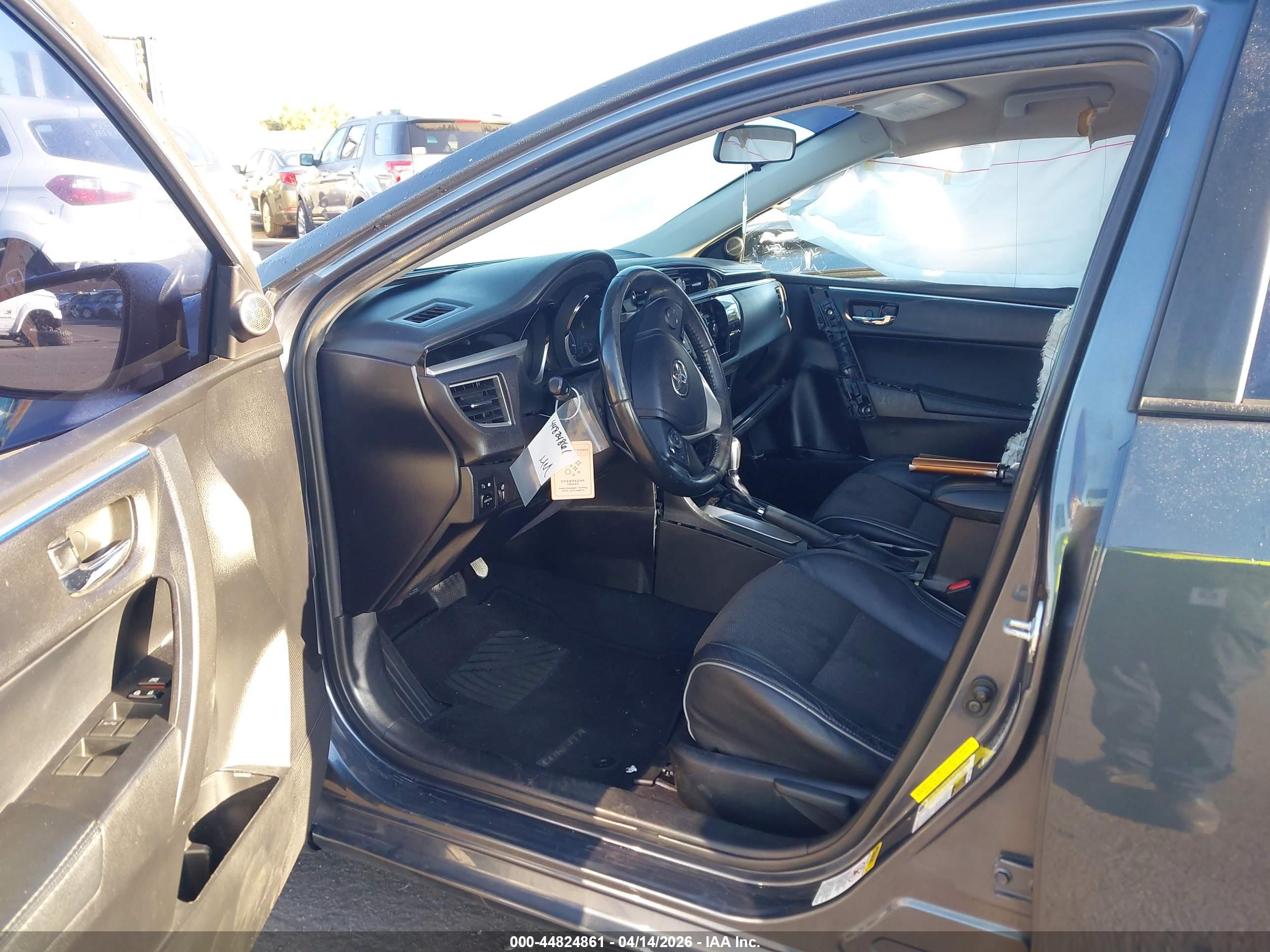 TOYOTA COROLLA image 5