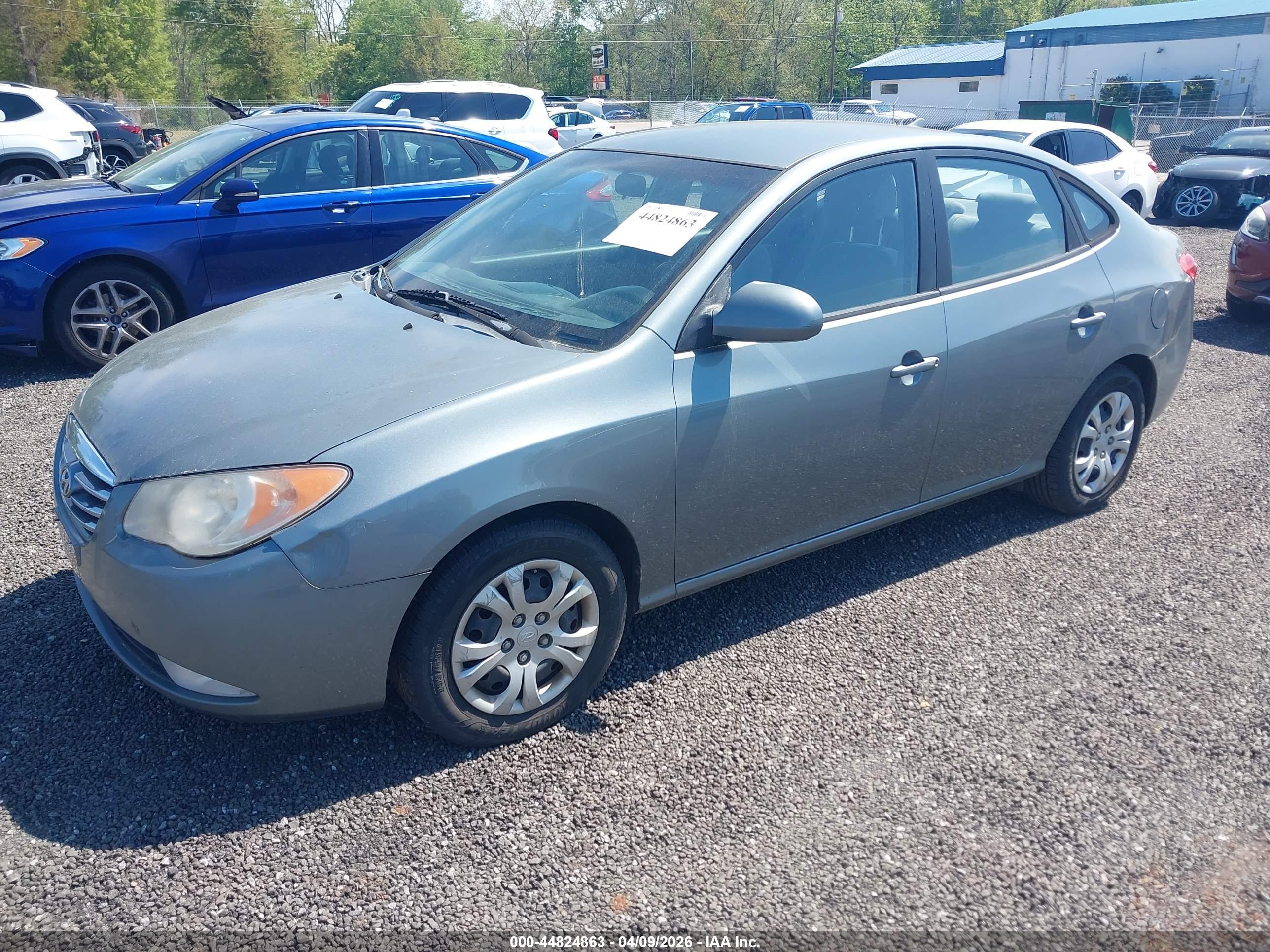 HYUNDAI ELANTRA image 2