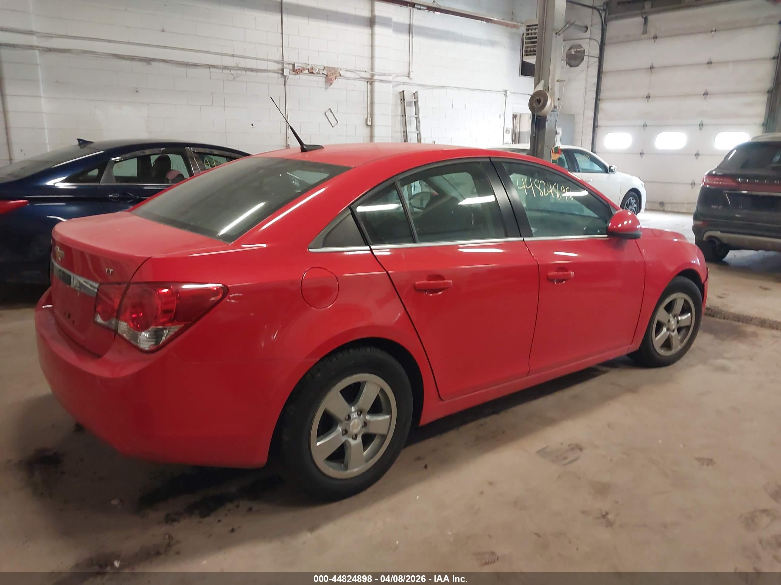 CHEVROLET CRUZE image 4