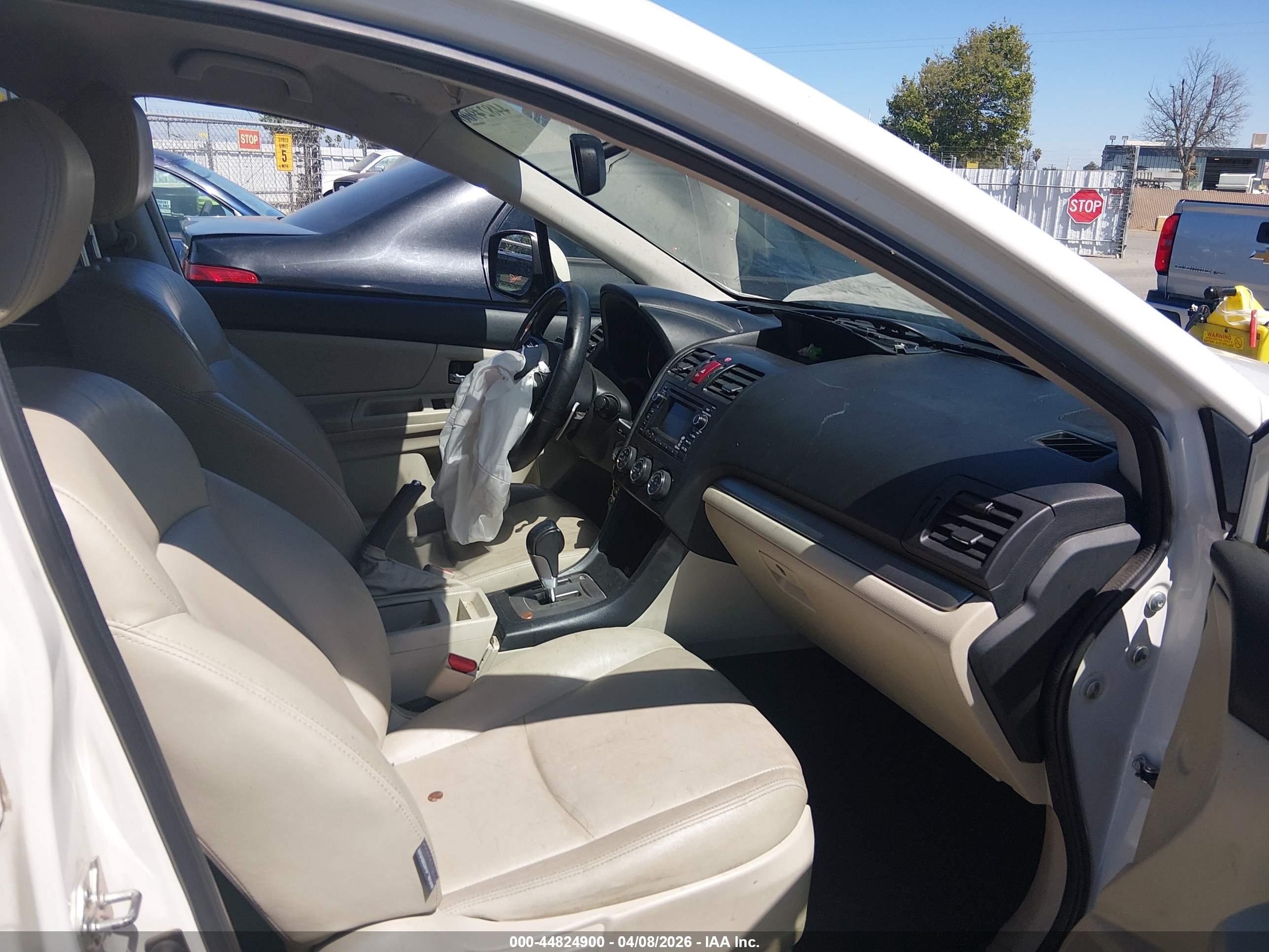 SUBARU XV image 5