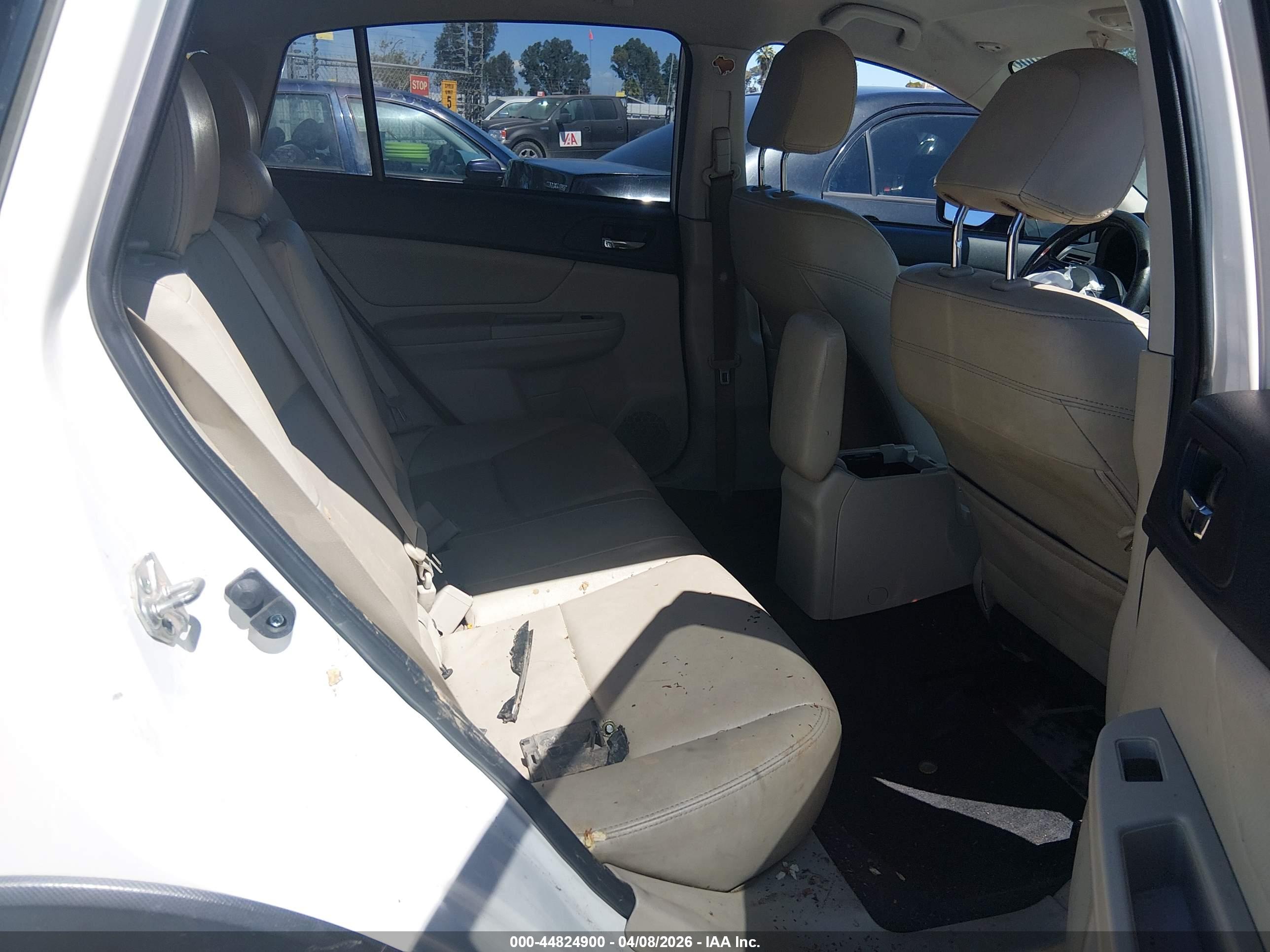 SUBARU XV image 8