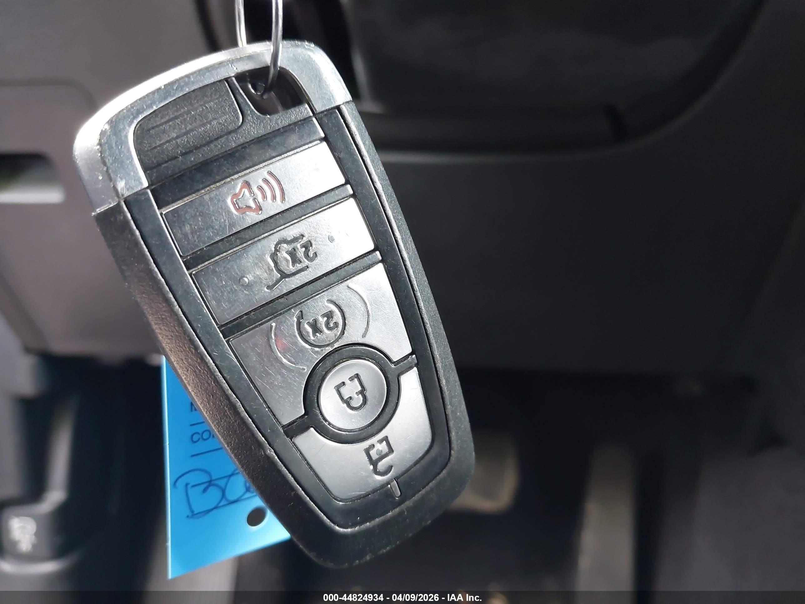FORD EXPLORER image 11
