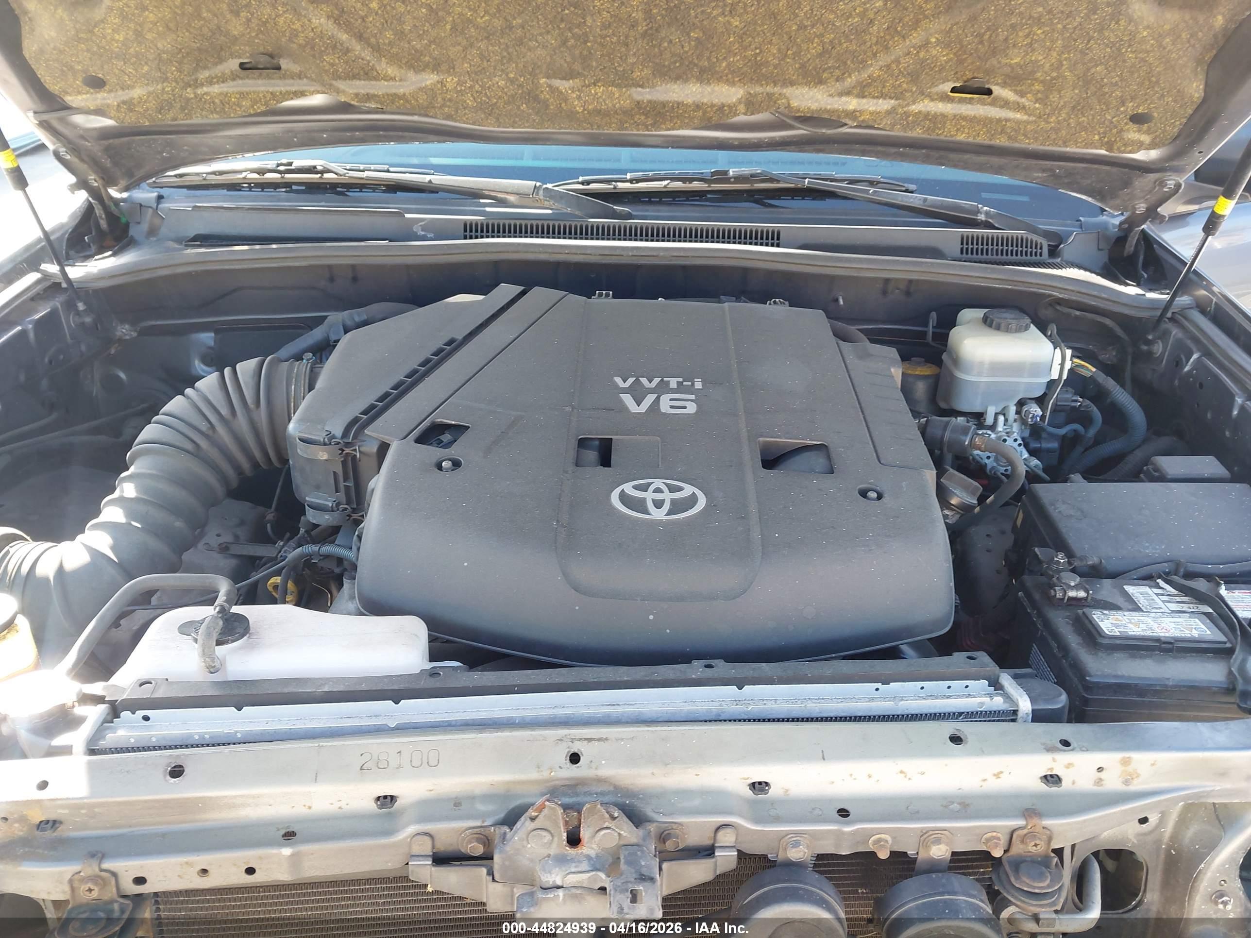 TOYOTA 4RUNNER image 10