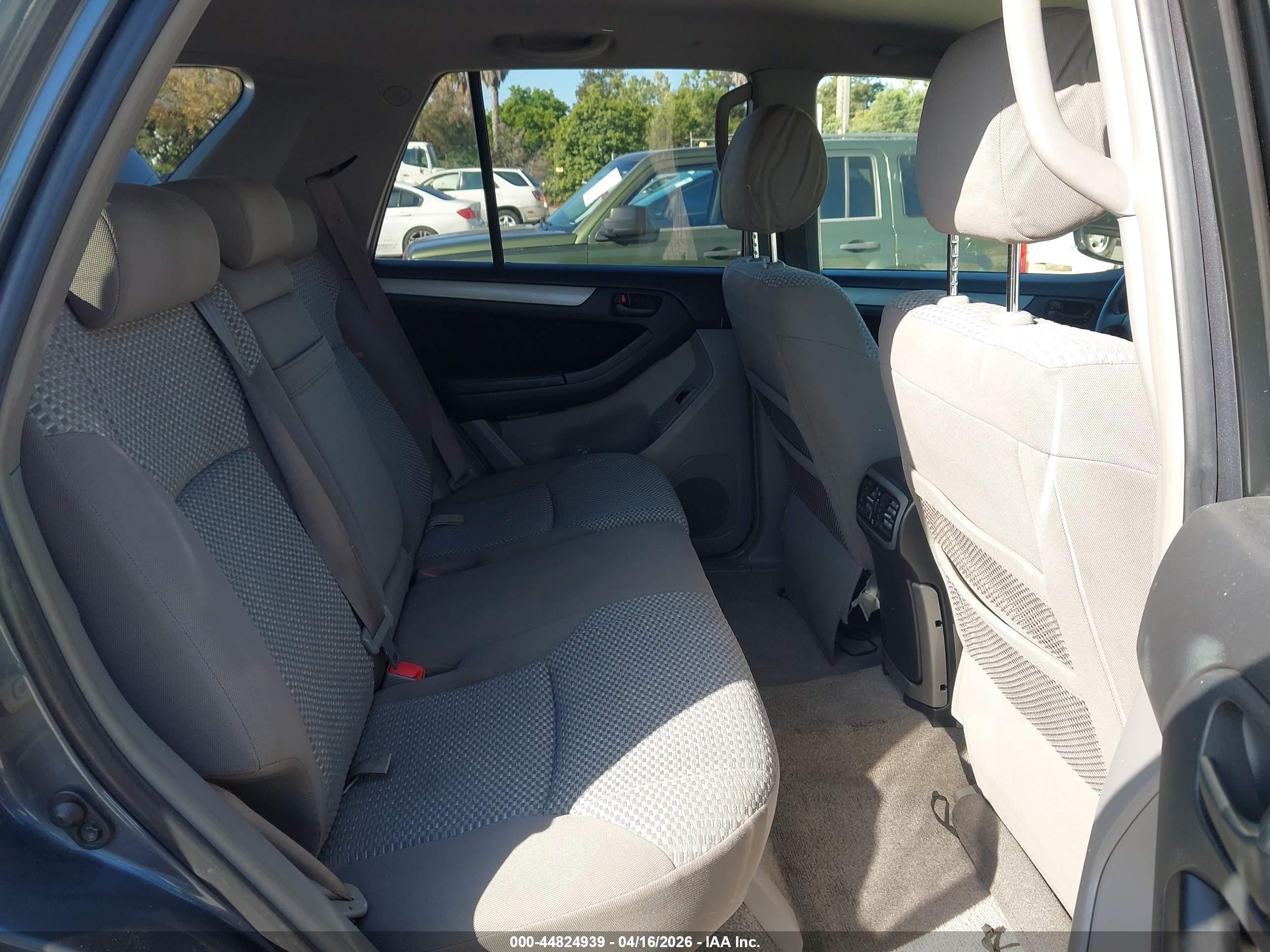 TOYOTA 4RUNNER image 8