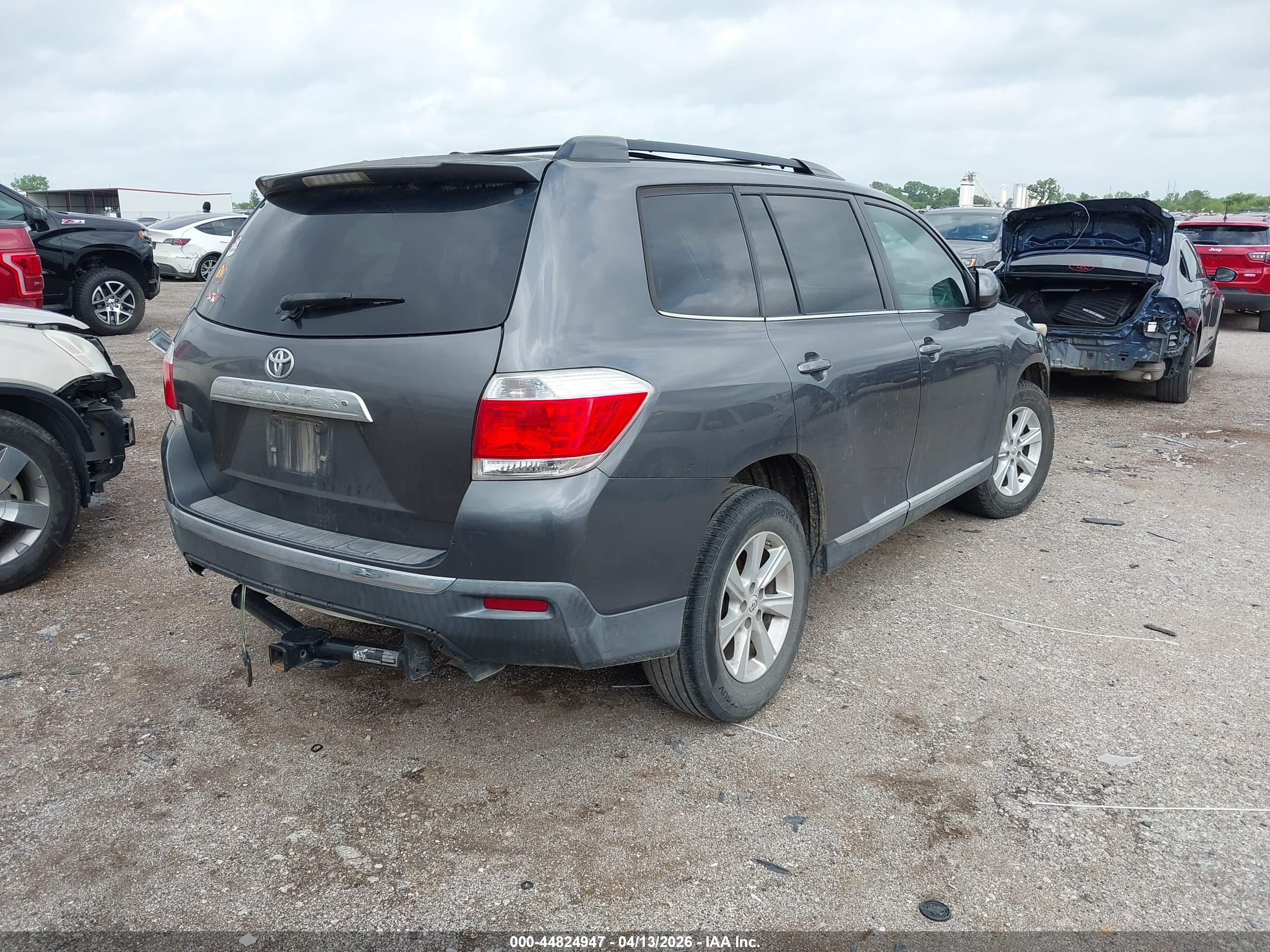TOYOTA HIGHLANDER image 4