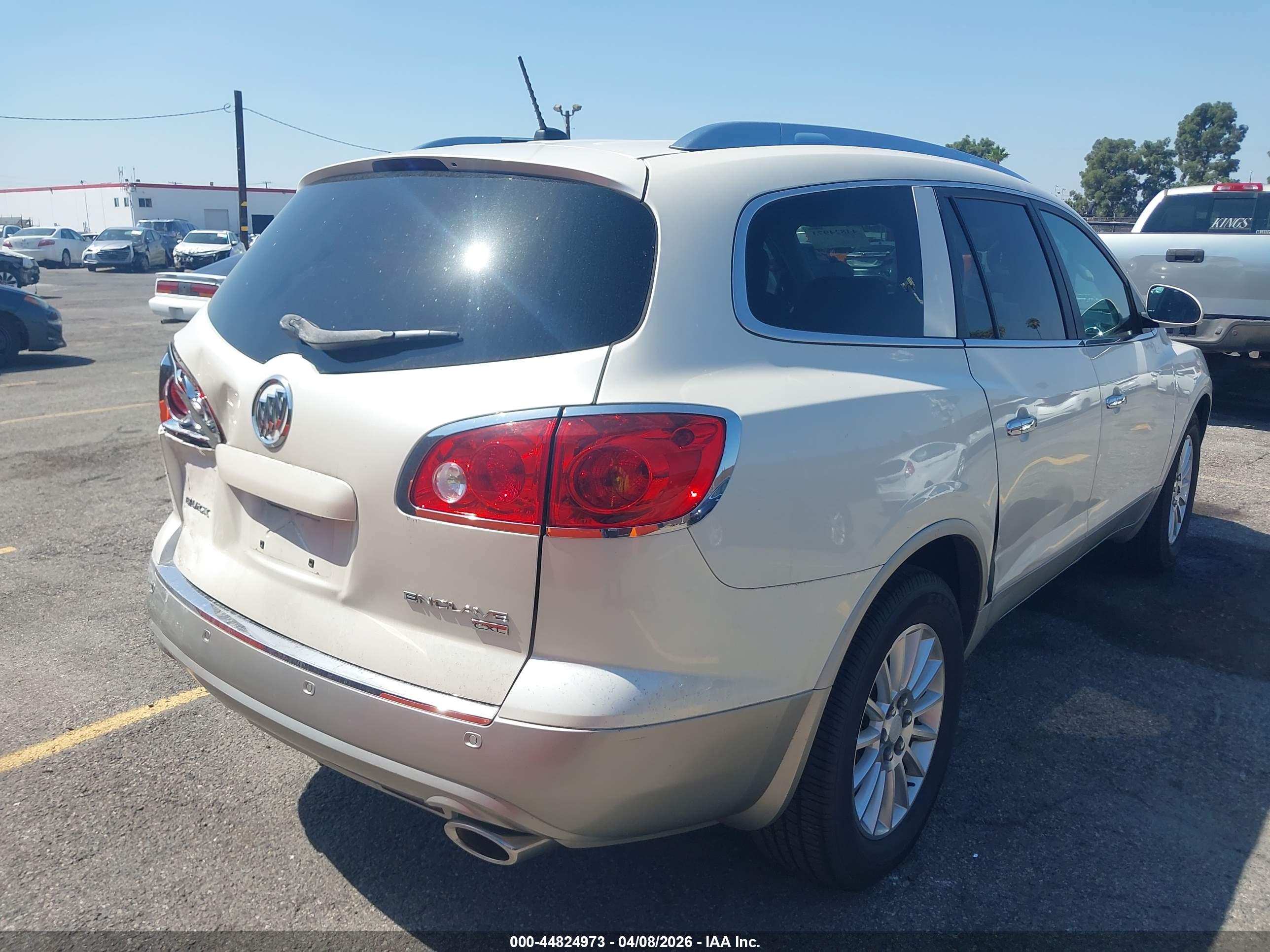 BUICK ENCLAVE image 4