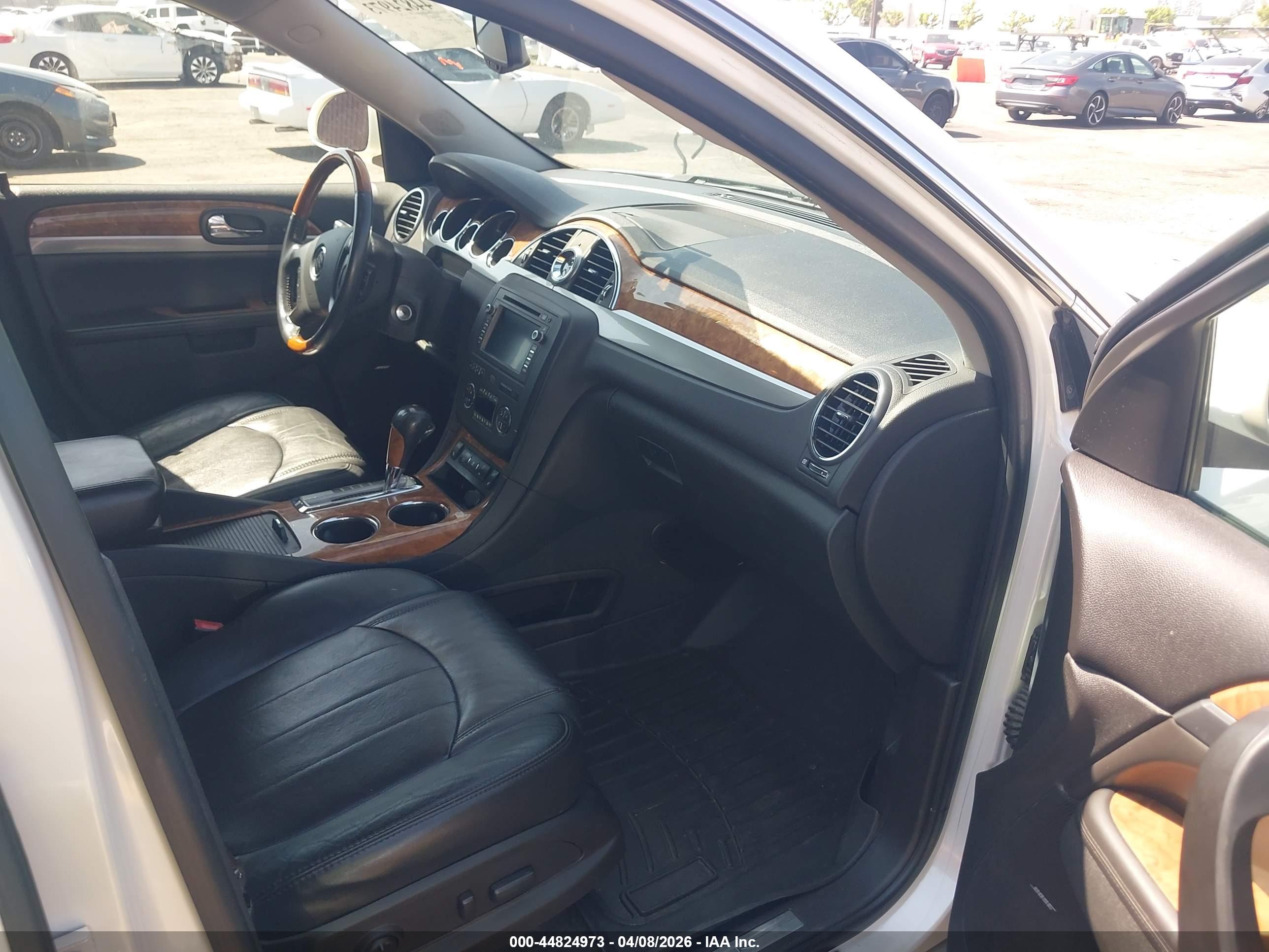 BUICK ENCLAVE image 5