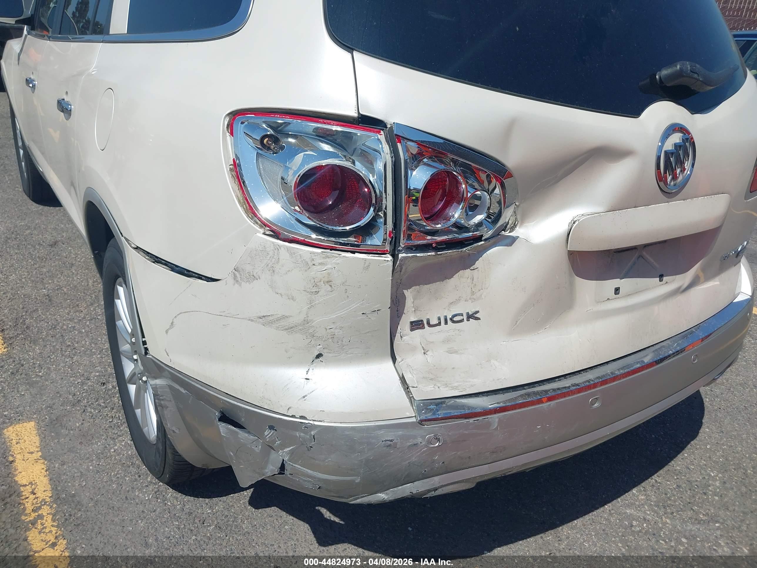 BUICK ENCLAVE image 6