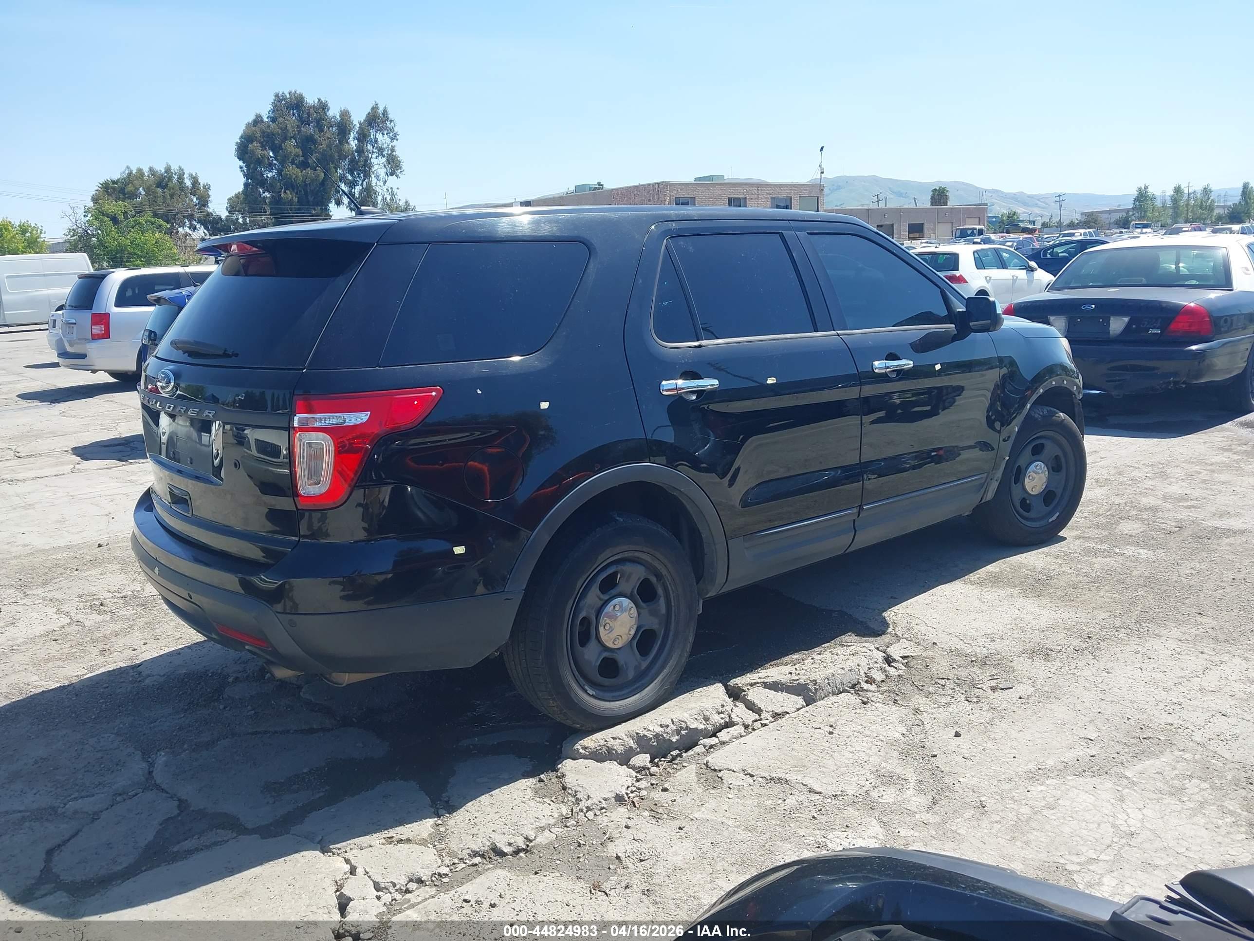 FORD UTILITY image 4